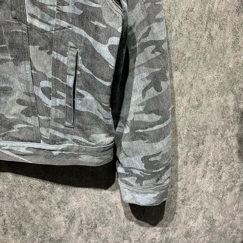 Balenciaga Balenciaga Camo denim jacket 2502-Nextarrow Size US S / EU 44-46 / 1 - 8 Thumbnail