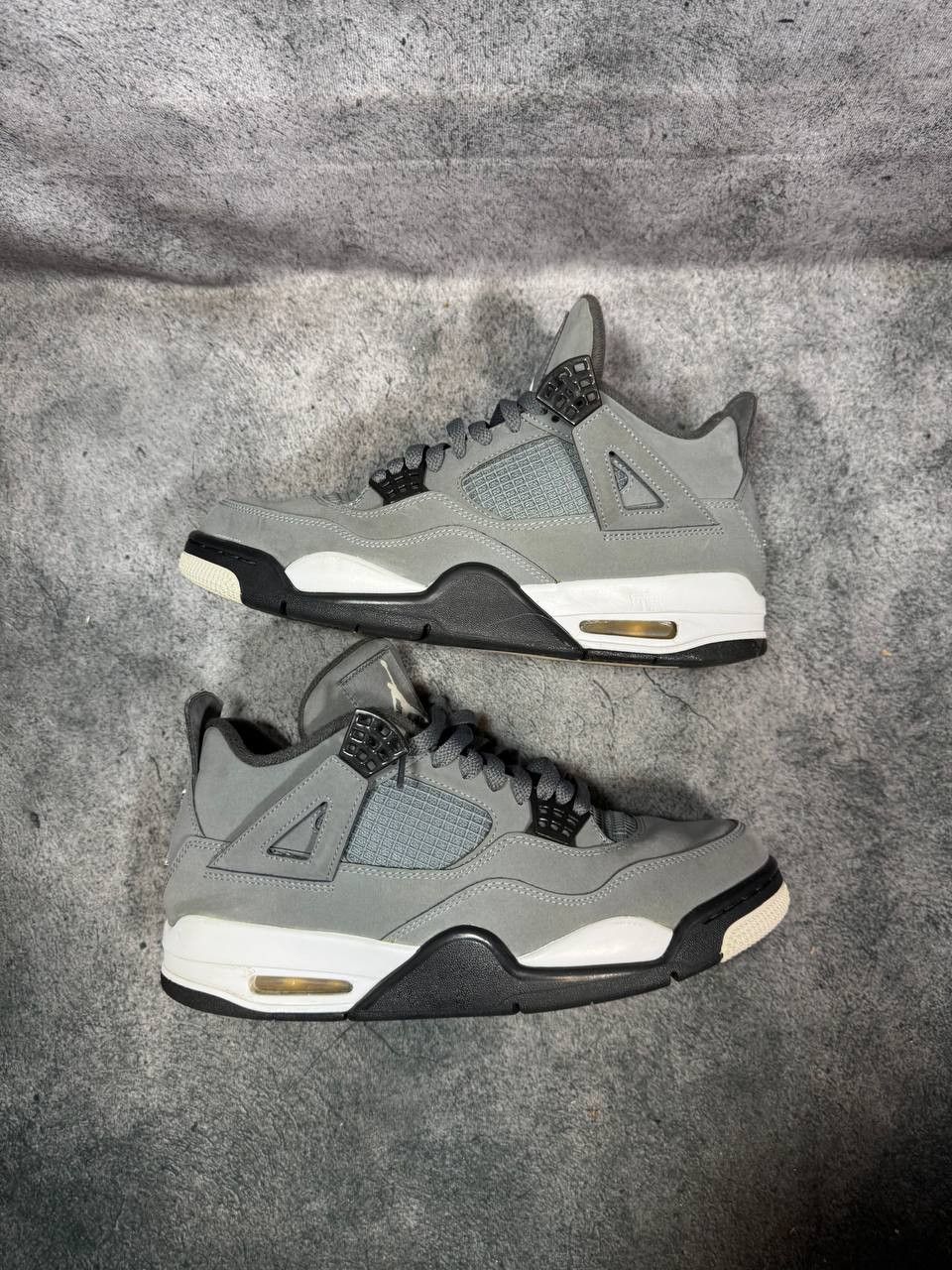 Jordan Brand Size 9.5 | Jordan 4 Cool Grey No Box | Pre-Owned Size US 9.5 / EU 42-43 - 7 Thumbnail