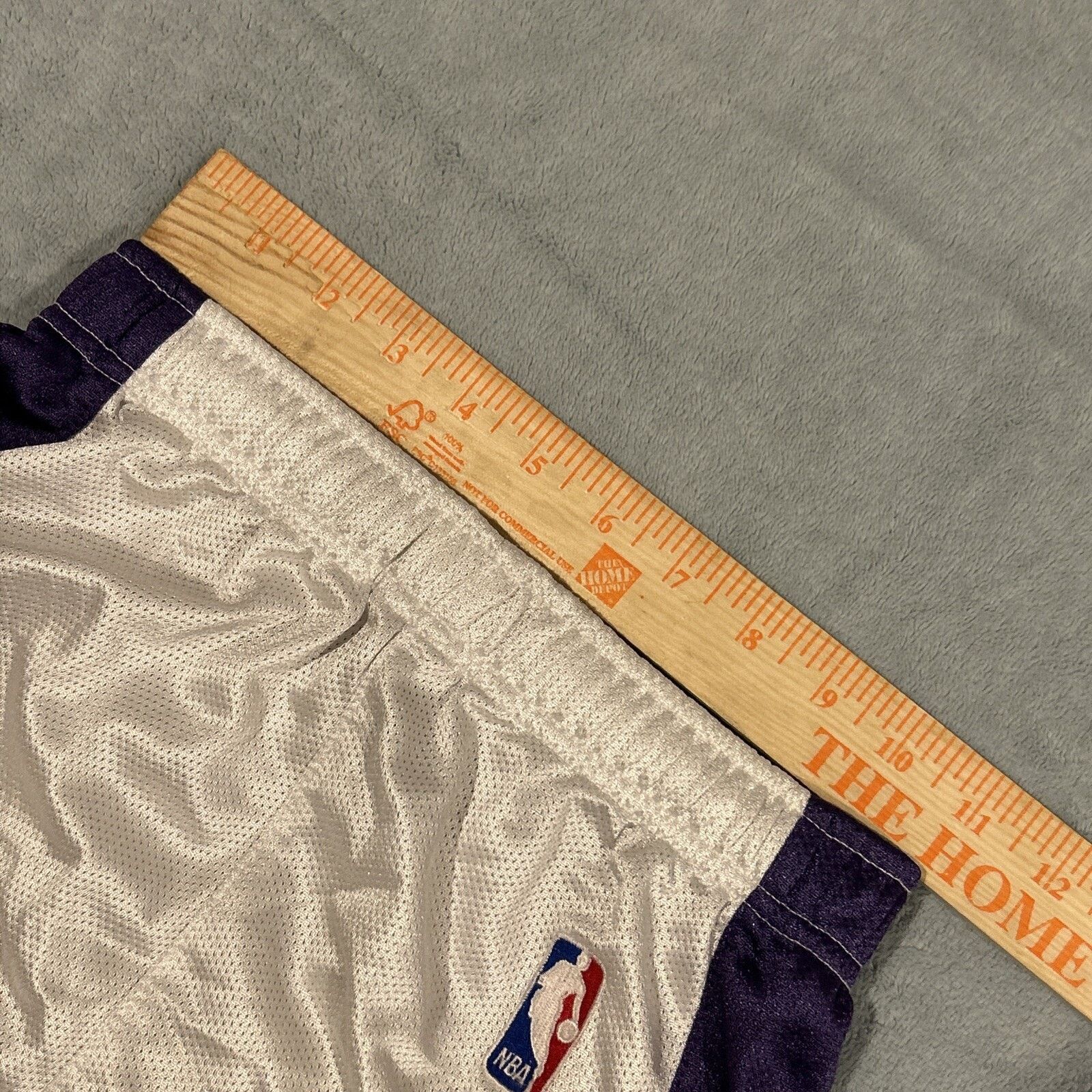 Reebok 2000s Shinny Dazzle Mesh Shorts Boys Medium 22x7 NBA Reebok Size US 26 / EU 42 - 6 Thumbnail
