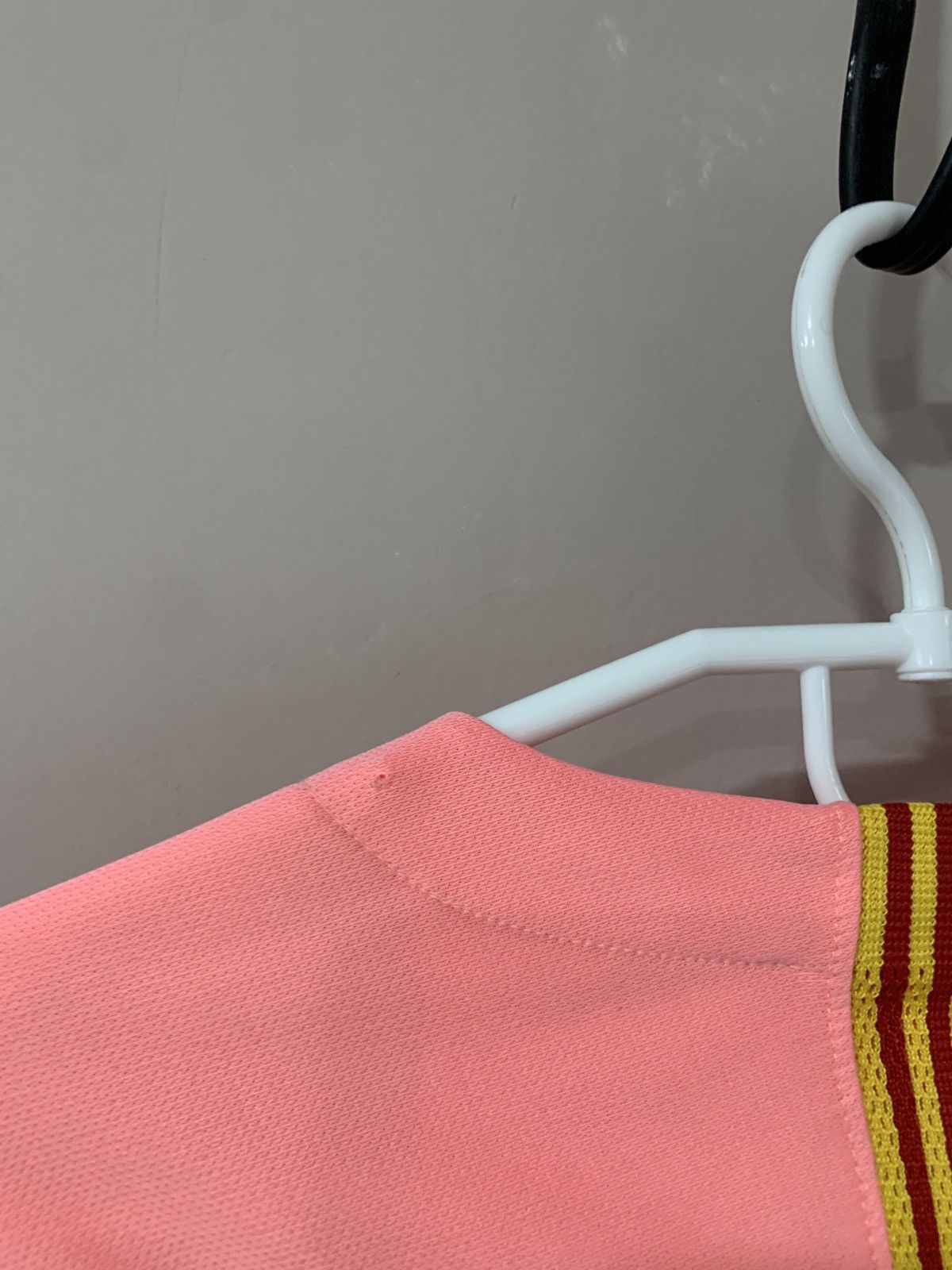 Nike Barcelona 2018 Third Football Shirt Nike Pink Soccer Jersey Size US S / EU 44-46 / 1 - 9 Thumbnail