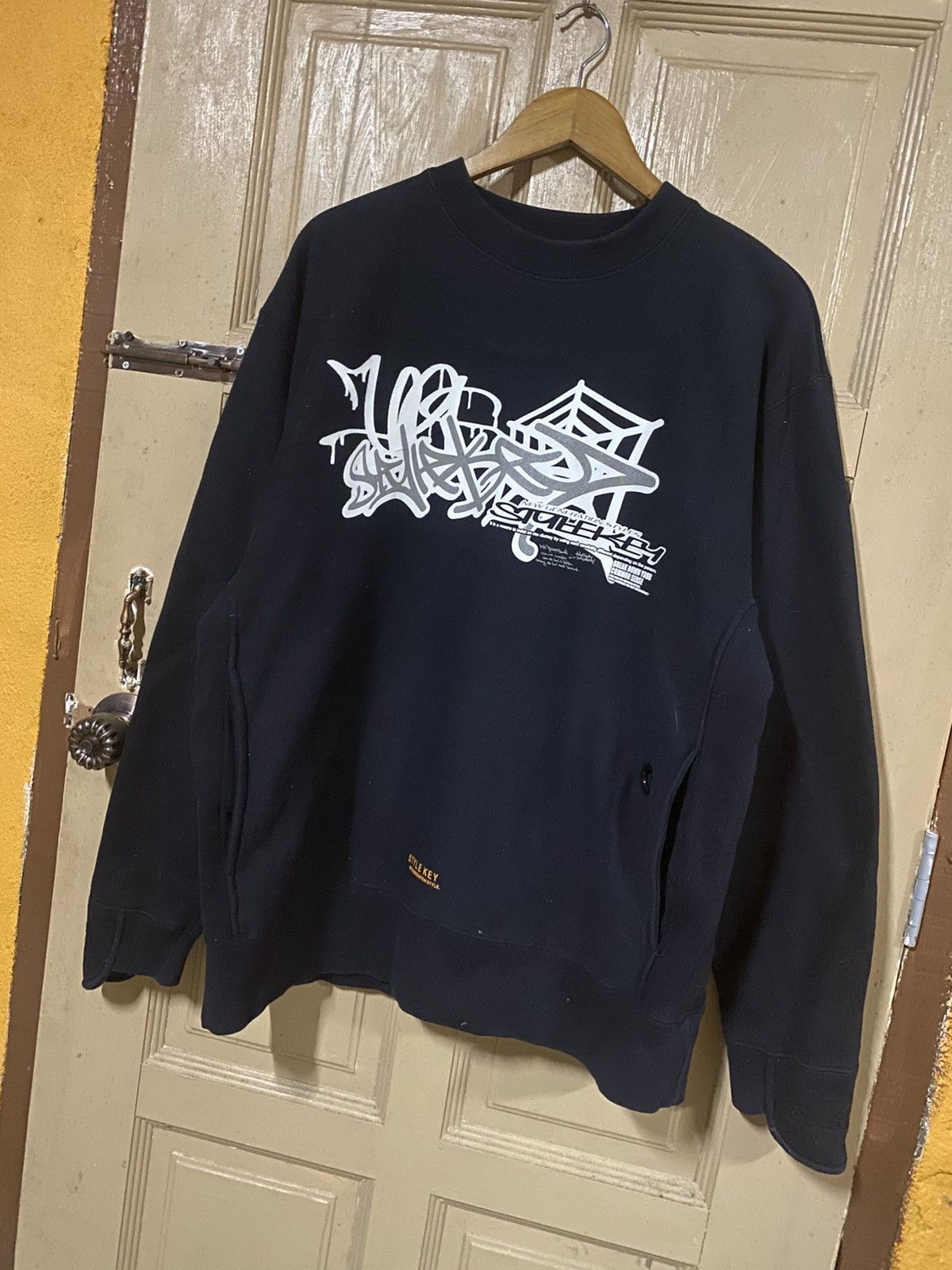 Other Style Key Graffiti Sweatshirt - Japanese Streetwear, Hip-Hop Size US L / EU 52-54 / 3 - 2 Thumbnail