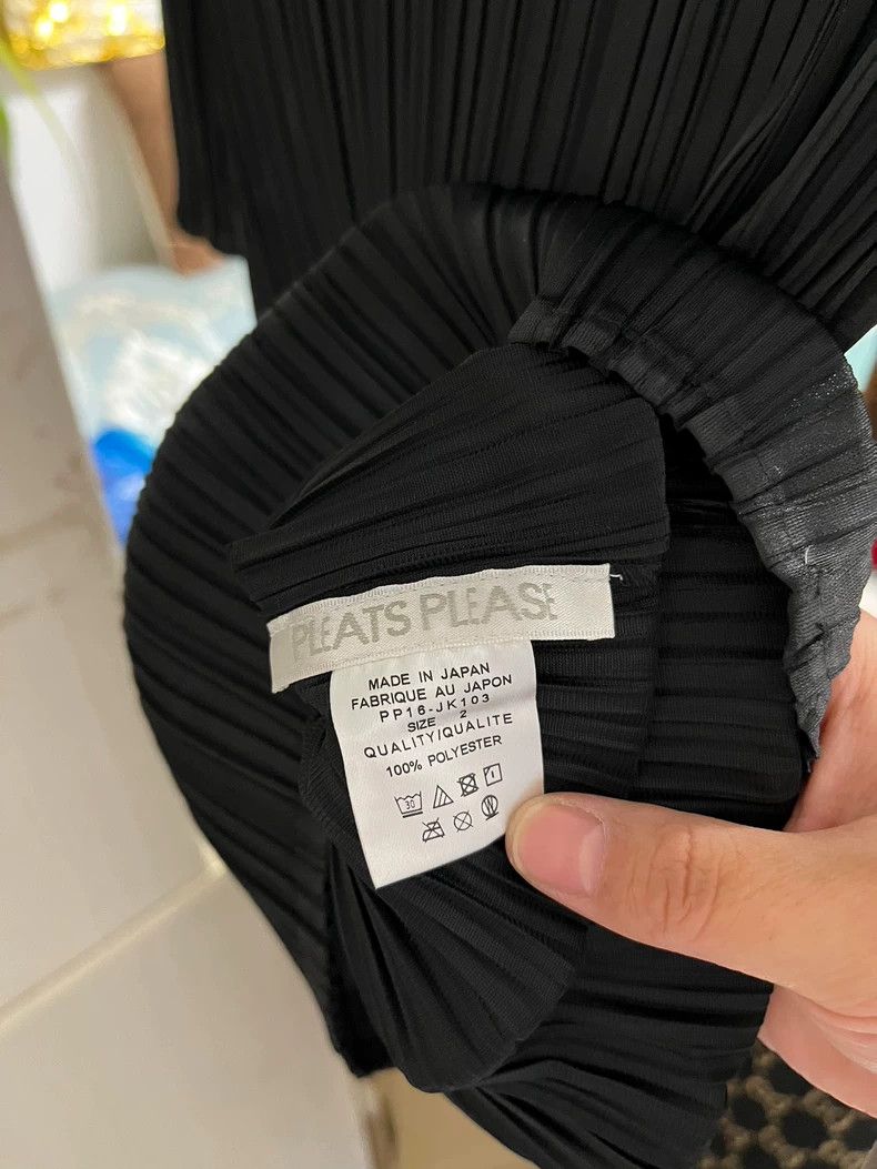 Issey Miyake issey miyake size:2 black top 2505-Nextarrow Size XXS / US 00 / IT 34 - 3 Thumbnail