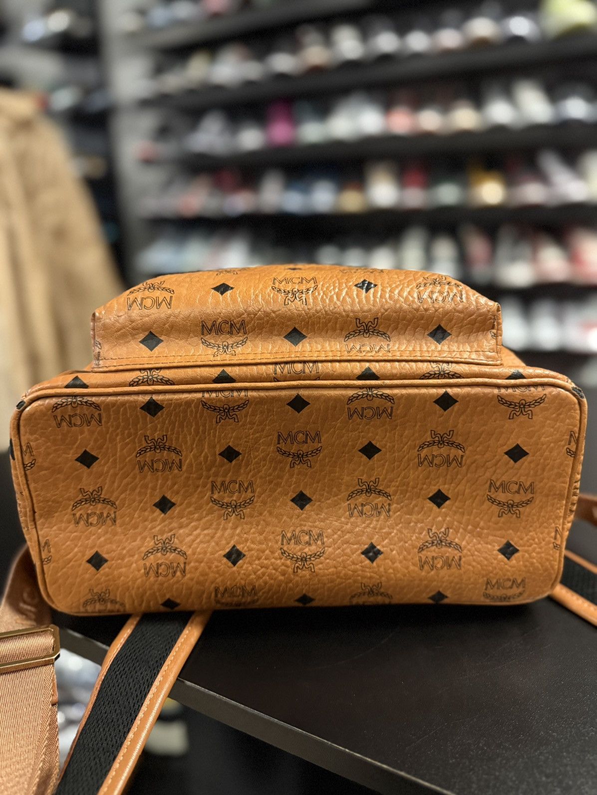 MCM MCM Classic Logo Brown Studs Medium Backpack 🧼 Size ONE SIZE - 24 Thumbnail