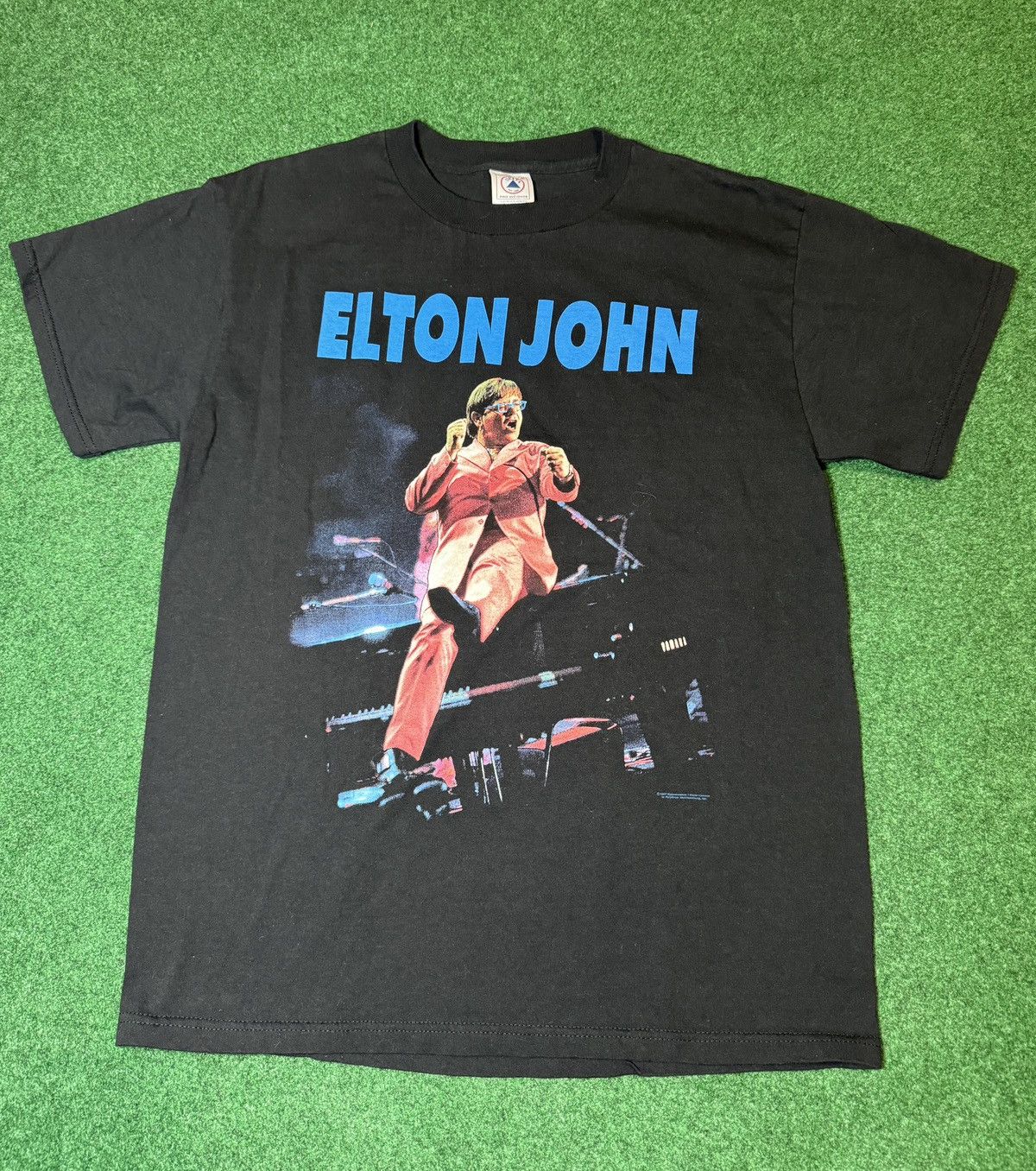 Band Tees × Vintage Vintage 90s Elton John Rocket Man Lion King Tour T Shirt Size US M / EU 48-50 / 2 - 1 Thumbnail