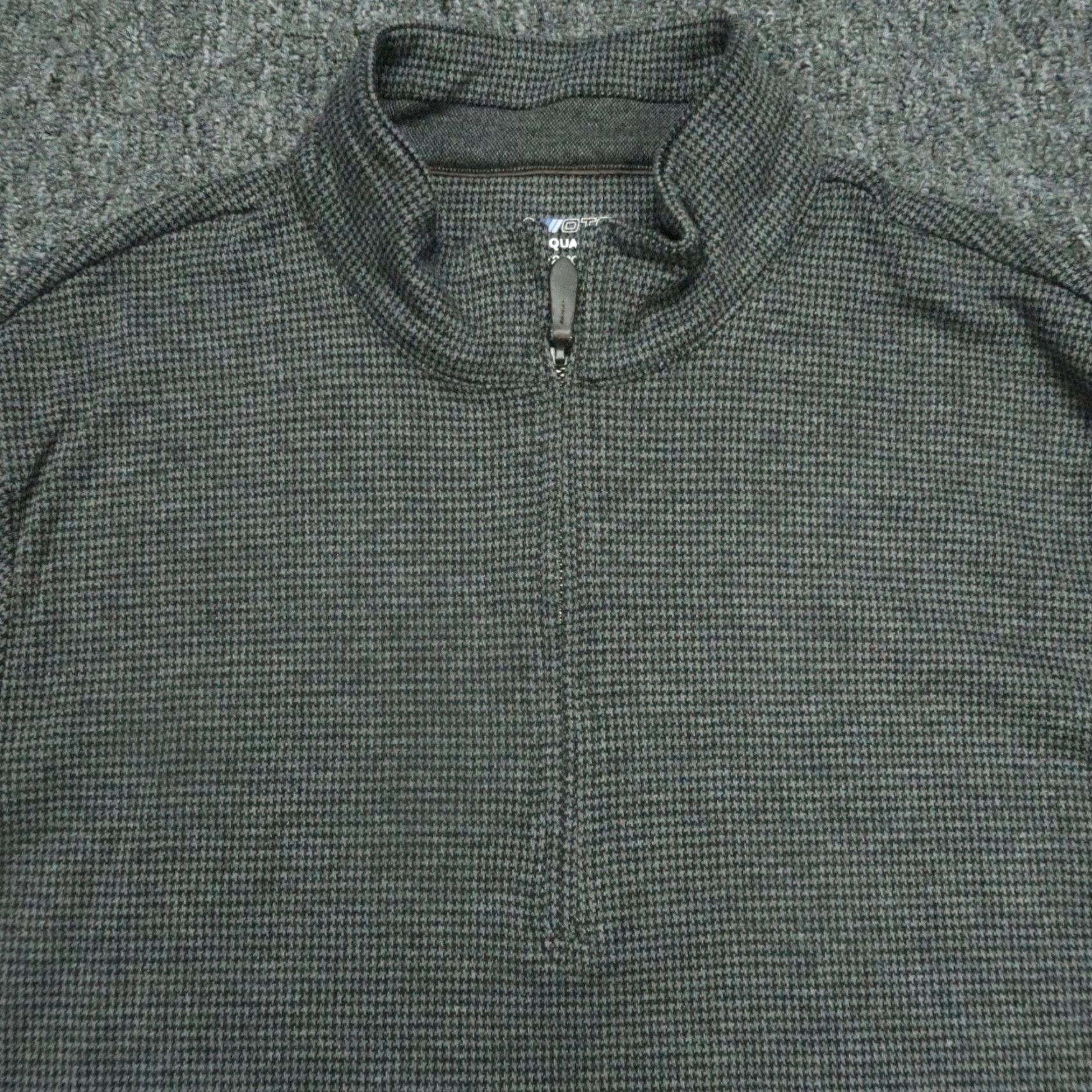 Vineyard Vines Vineyard Vines Pullover Mens Adult Medium Gray Houndstooth 1/4 Zip Stand-Up Mock Neck Long Sleeve Size US M / EU 48-50 / 2 - 2 Thumbnail