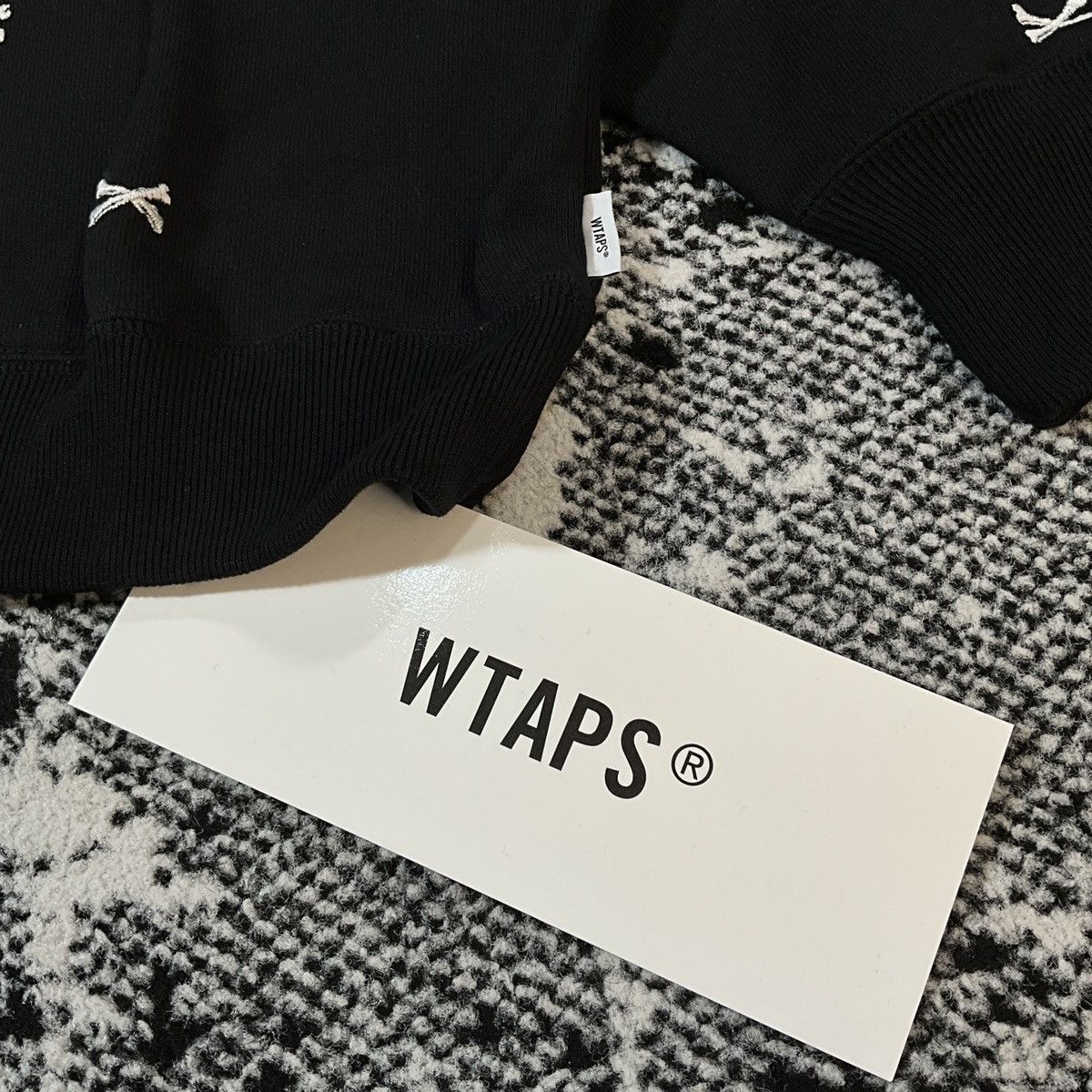 Wtaps WTAPS ACNE BONES CREWNECK Size US L / EU 52-54 / 3 - 7 Thumbnail