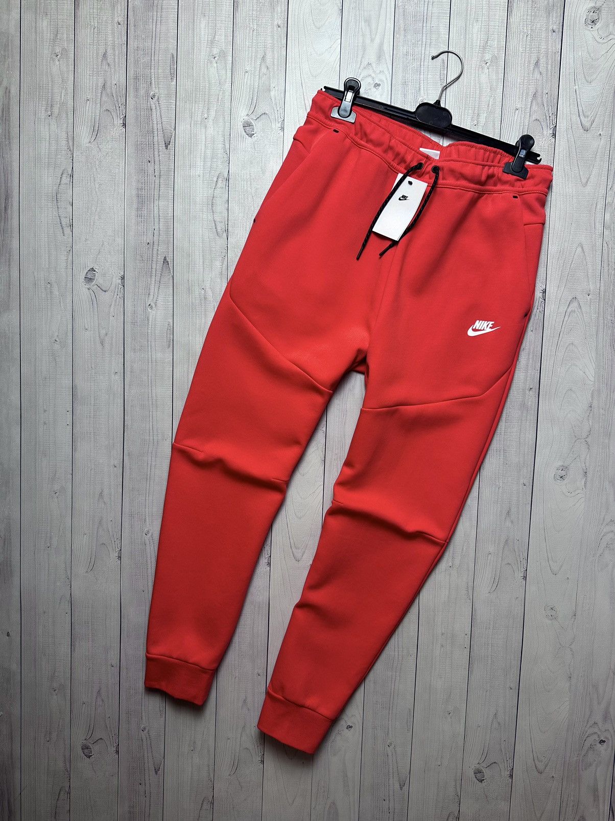 Nike Nike tech fleece joggers size L red logo drill Size US 34 / EU 50 - 1 Thumbnail