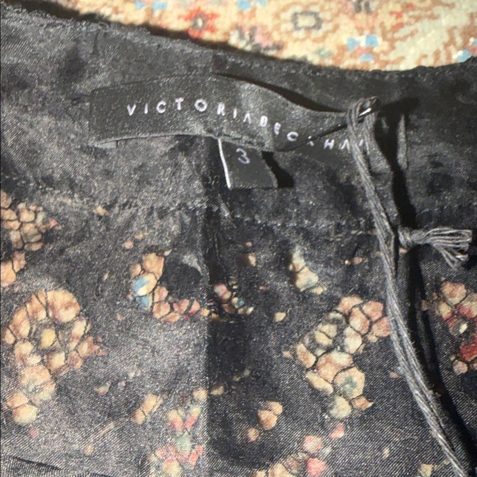 Victoria Beckham NWT Victoria Beckham Women's Floral Lace Blouse Size Medium Size M / US 6-8 / IT 42-44 - 5 Thumbnail