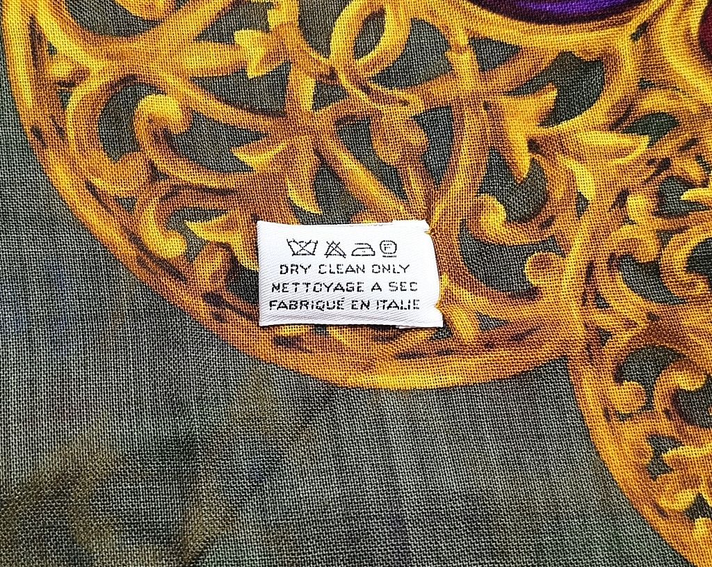 Chanel authentic CHANEL green gemstones cashmere silk square scarf Size ONE SIZE - 2 Thumbnail