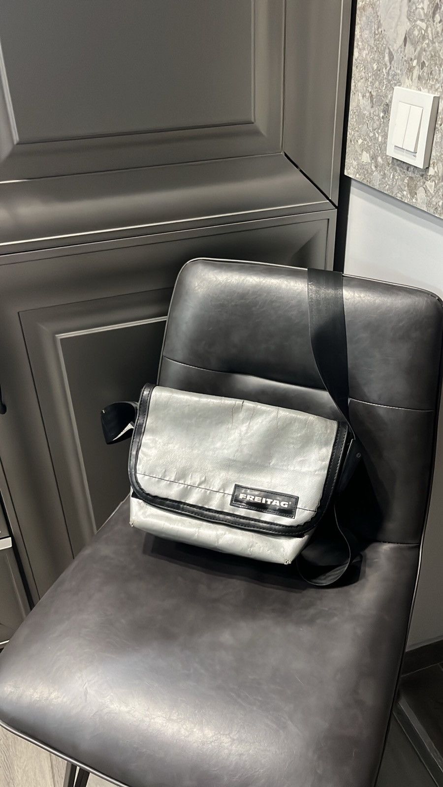 Freitag × Vintage Rare vintage Freitag silver bag Size ONE SIZE - 2 Thumbnail