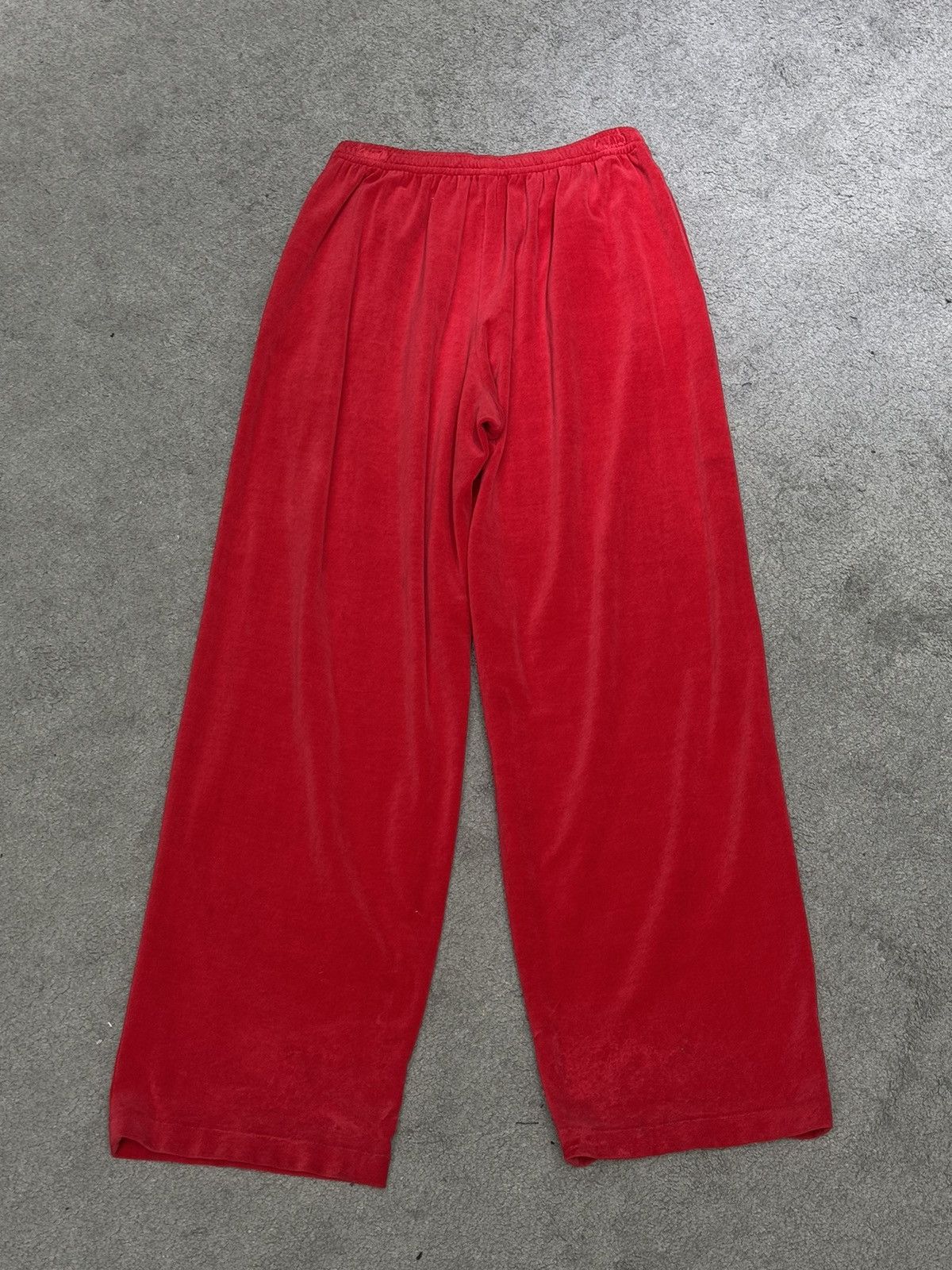 Balenciaga Balenciaga red velvet tracksuit pants Size US 32 / EU 48 - 10 Thumbnail