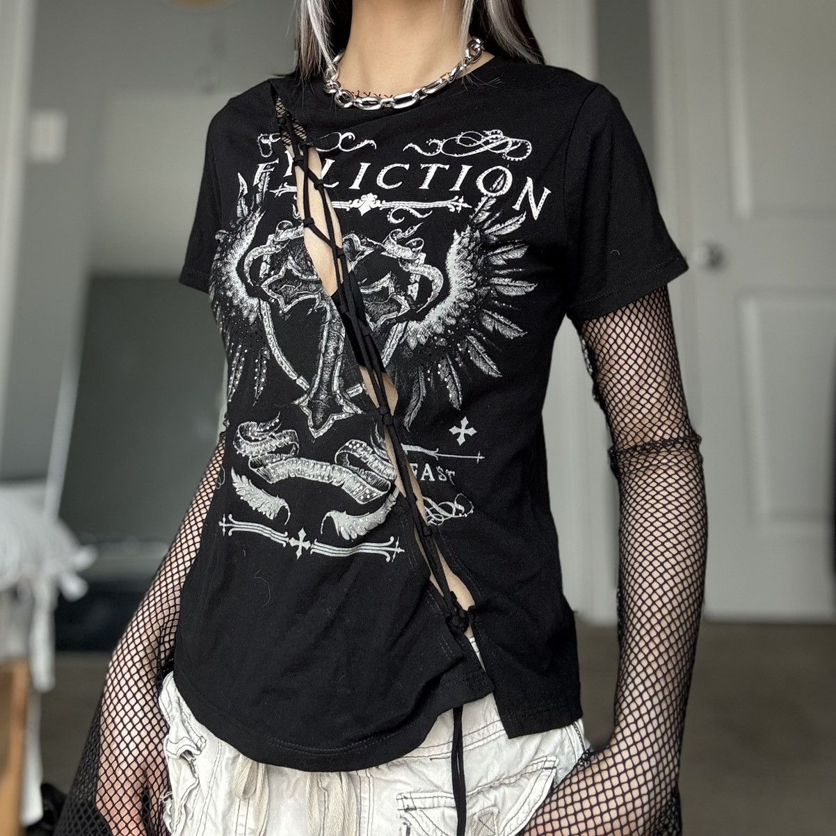 Affliction NWT Affliction Portrayal Rhinestone Cut Out Front Top Size S / US 4 / IT 40 - 12 Thumbnail