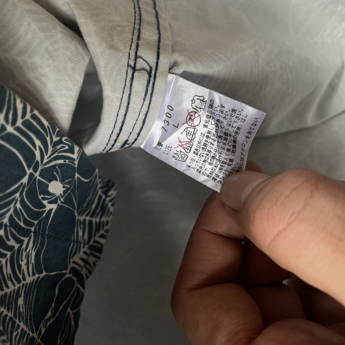 Japanese Brand Pawn nomads spider web shirt Size US L / EU 52-54 / 3 - 4 Thumbnail