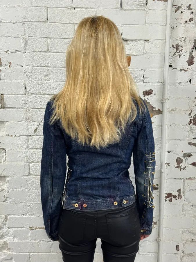 Dolce & Gabbana 2000s Dolce & Gabbana Blue Denim Golden Safety Pin Distressed Jacket Size XS / US 0-2 / IT 36-38 - 3 Thumbnail
