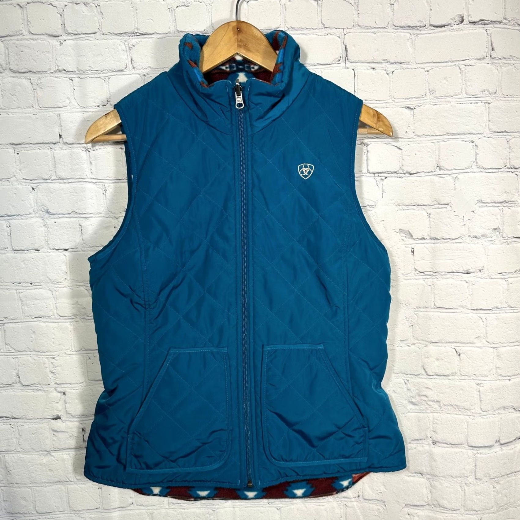 Ariat VINTAGE? No; Ariat Reversible Vest Womens Small Dilon Teal Southwestern Aztec Fleece Quilted Size S / US 4 / IT 40 - 7 Thumbnail