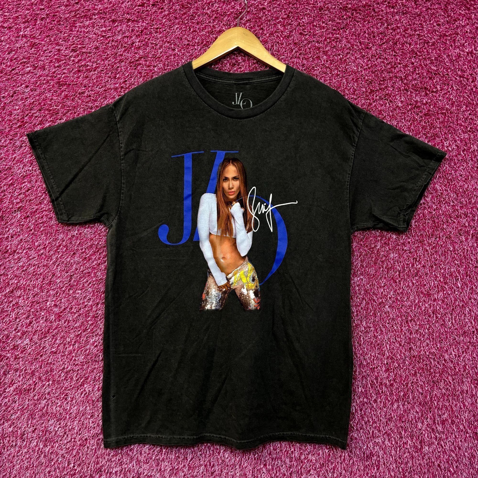 Jennifer Lopez Jennifer Lopez JLO Signature Poster Dance Pop Tee M/L Size US L / EU 52-54 / 3 - 1 Thumbnail