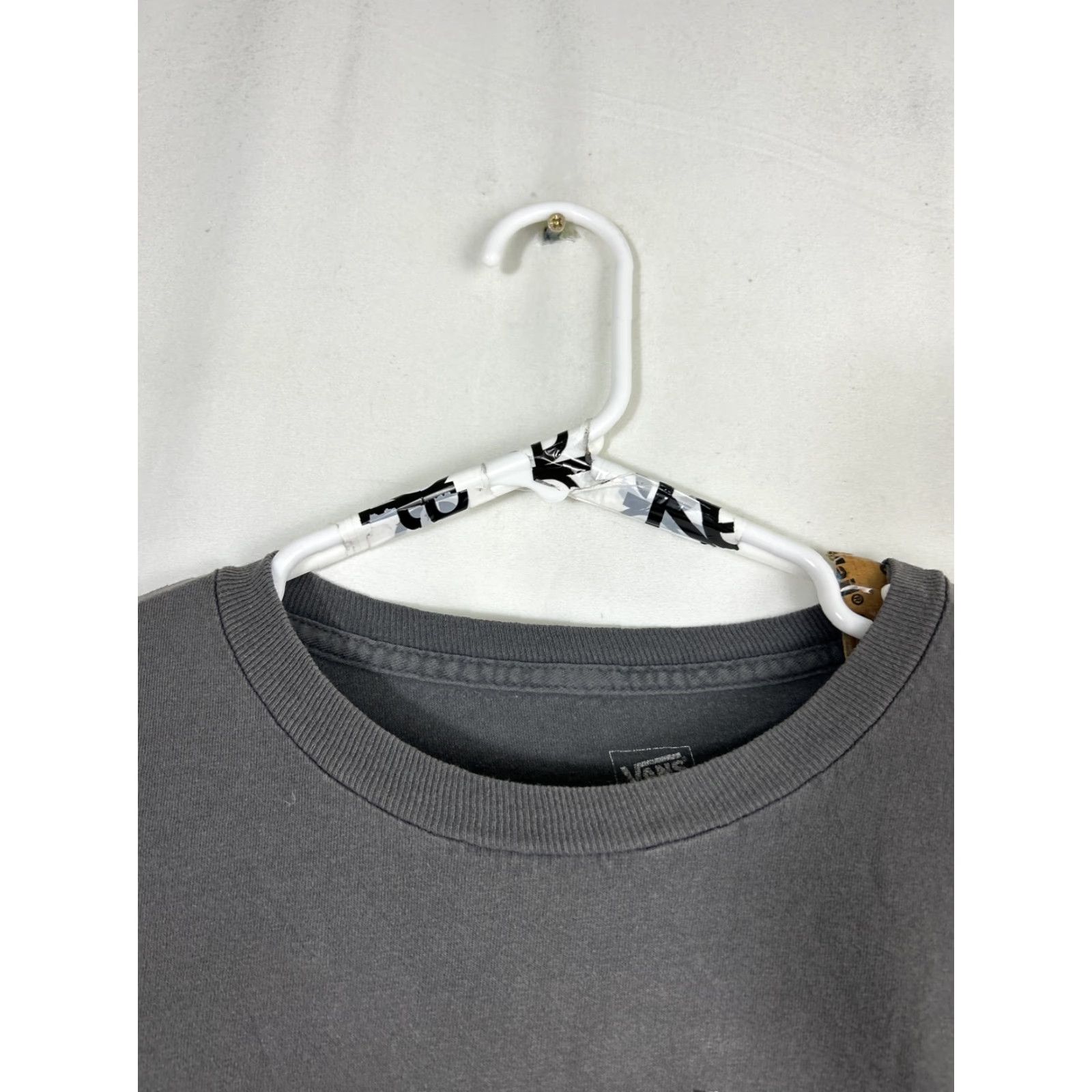 Vans Vanns Mens Large Short Sleeve T Shirt Gray Green Checkered Holes Size US L / EU 52-54 / 3 - 4 Thumbnail