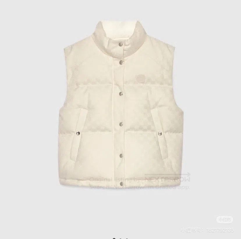 Gucci Gucci Women's Logo Thick Down Vest. Size L / US 10 / IT 46 - 6 Thumbnail