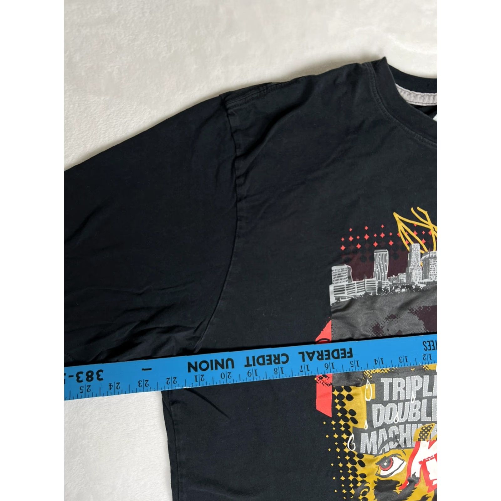 Nike VINTAGE Nike Lebron James T-Shirt XL Black Men King James “Triple Double Machine” Sports Classic 2000s Mens Size US XL / EU 56 / 4 - 5 Thumbnail