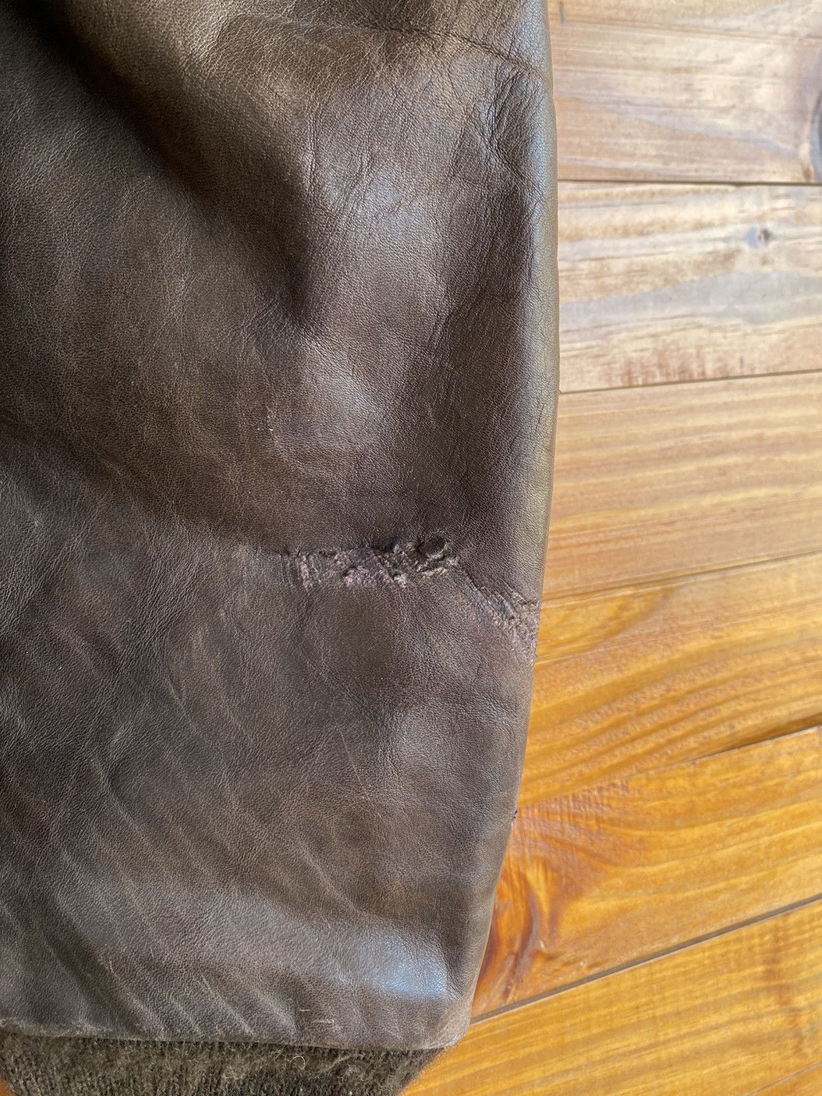 Schott Vintage 70s Schott Leather Flight Jacket Made USA Size 44 Size US XL / EU 56 / 4 - 19 Thumbnail