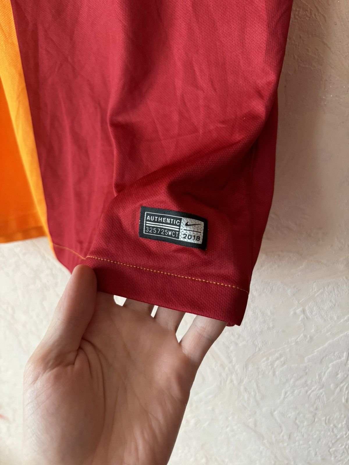 Nike 2018 2019 Galatasaray Turkey Nike Home Away Football Jersey Size US L / EU 52-54 / 3 - 3 Thumbnail