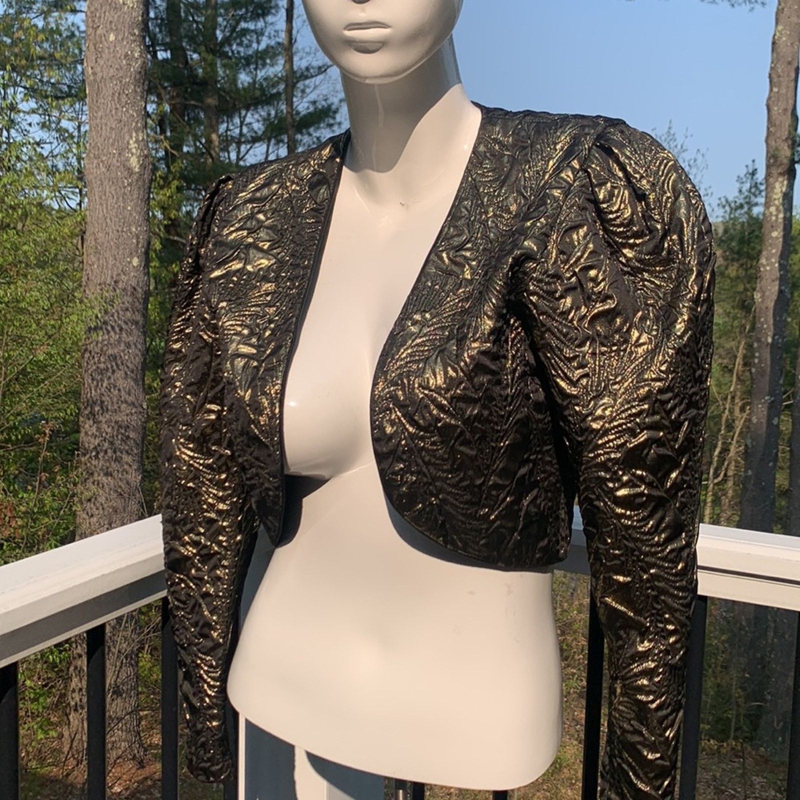 Vintage 80’s metallic bronze puff sleeve cropped quilt bolero shrug Size M / US 6-8 / IT 42-44 - 9 Thumbnail
