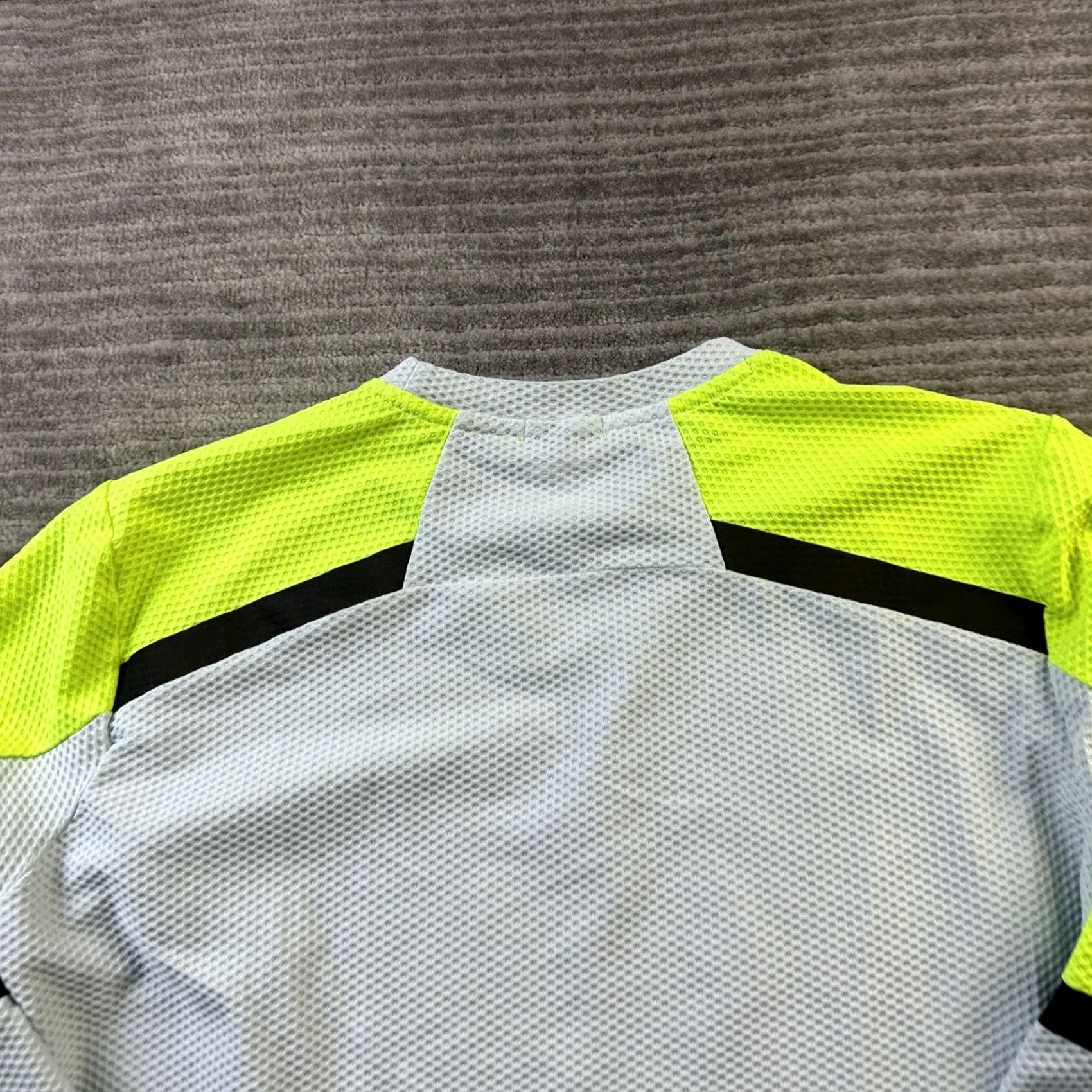 Brooks Brooks Shirt Mens S Green Carbonite Hi Vis Reflective Performance Running T-Shirt Size US S / EU 44-46 / 1 - 5 Thumbnail