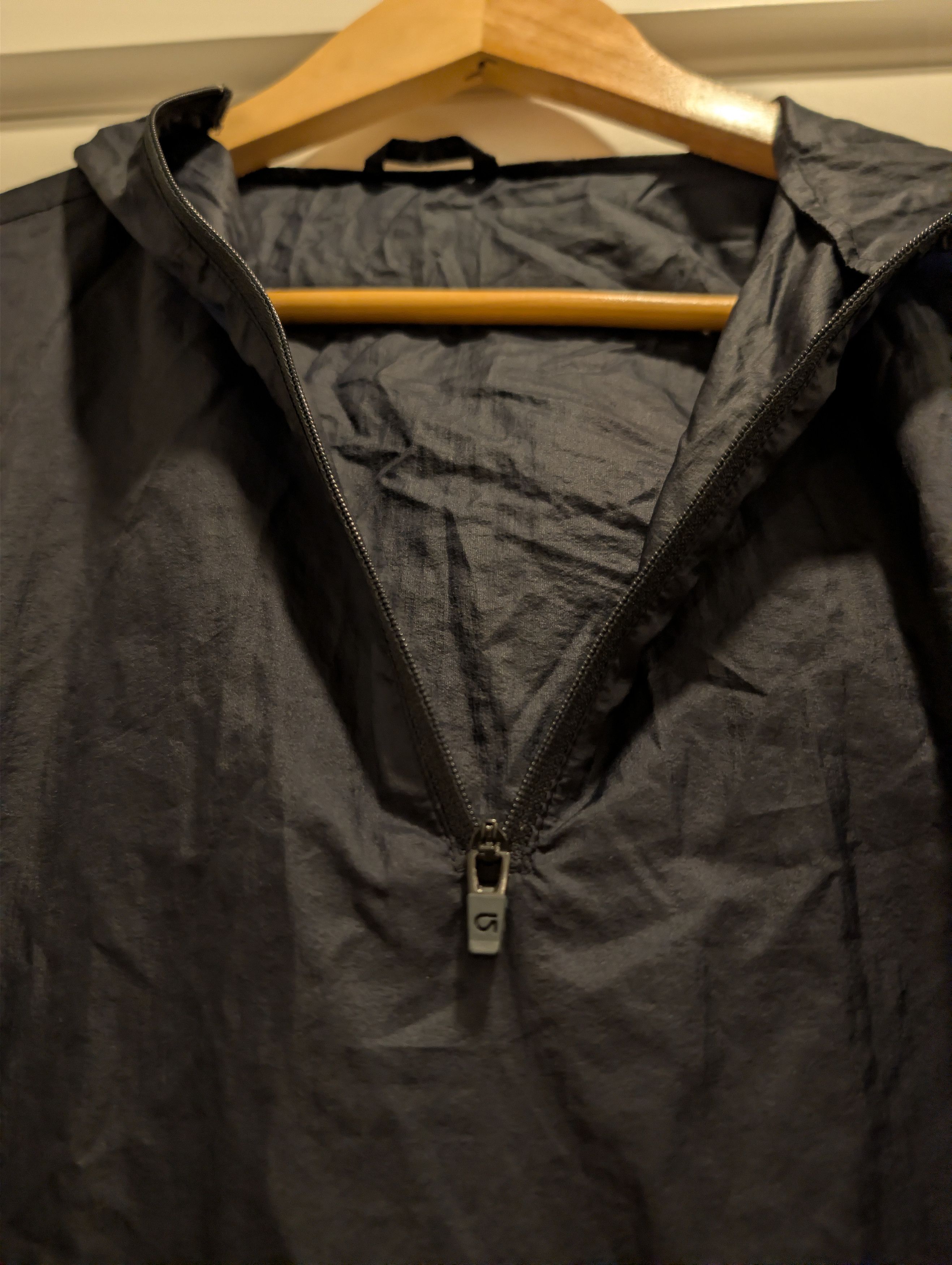 Gap GapFit Packable Windbreaker - Indigo - L Size US L / EU 52-54 / 3 - 2 Thumbnail