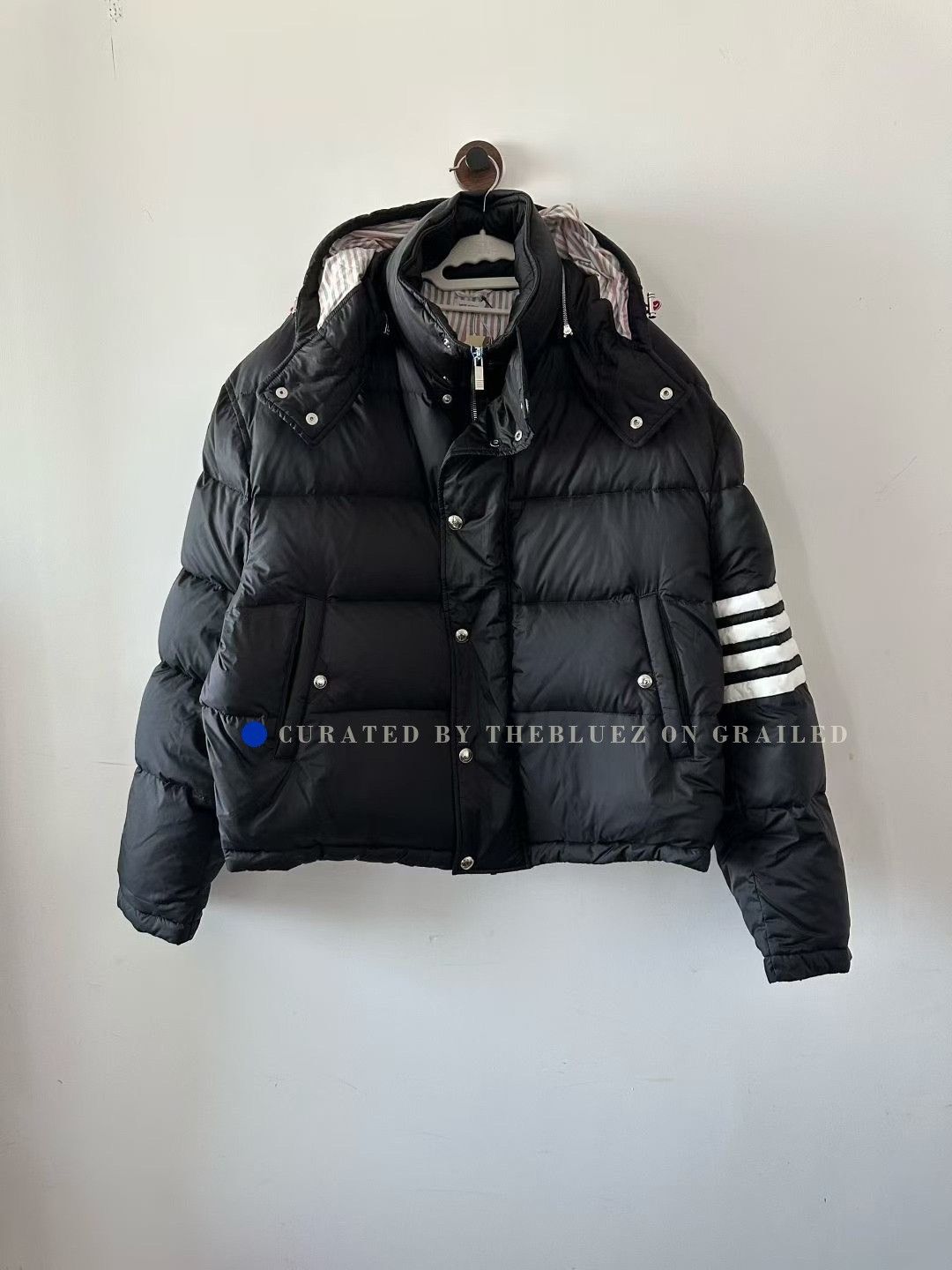 Thom Browne Thom Browne Black Sleeve Logo Down Jacket Size US S / EU 44-46 / 1 - 1 Thumbnail