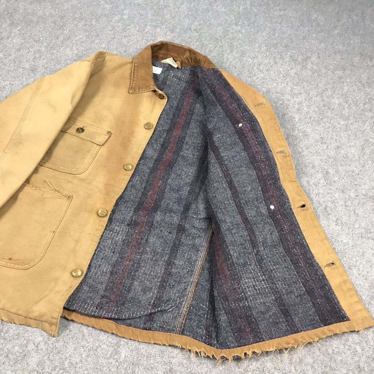 Carhartt × Vintage Carhartt Blanket Jacket Distressed Brown Jacket Size US M / EU 48-50 / 2 - 21 Thumbnail