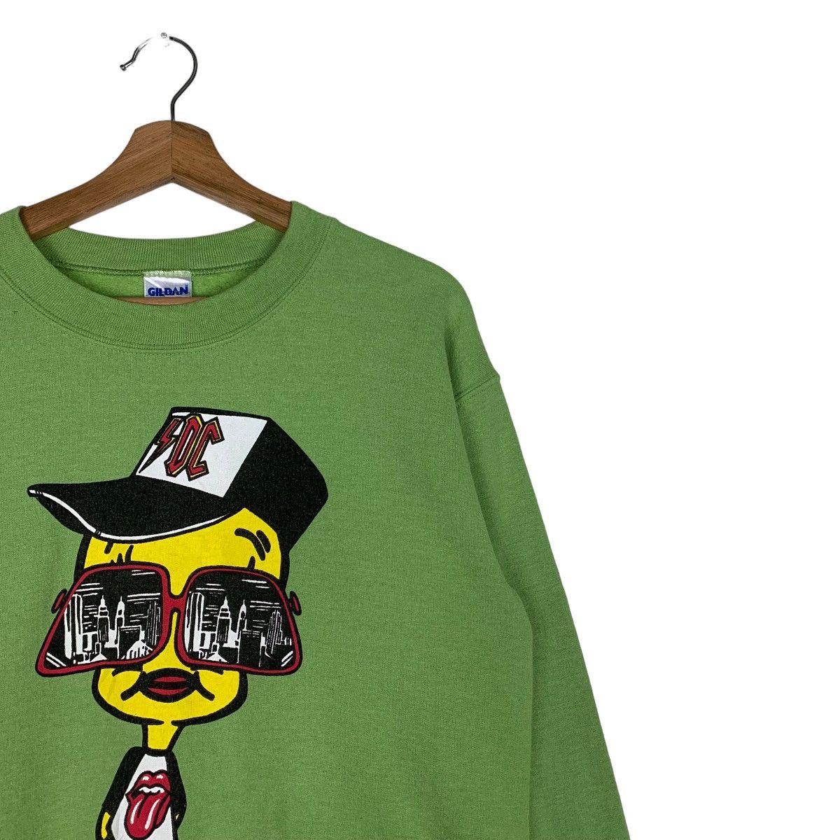 Gildan Tweety With ACDC Cap Rolling Stone Tees Sweatshirt #0737-C34 Size US S / EU 44-46 / 1 - 4 Thumbnail
