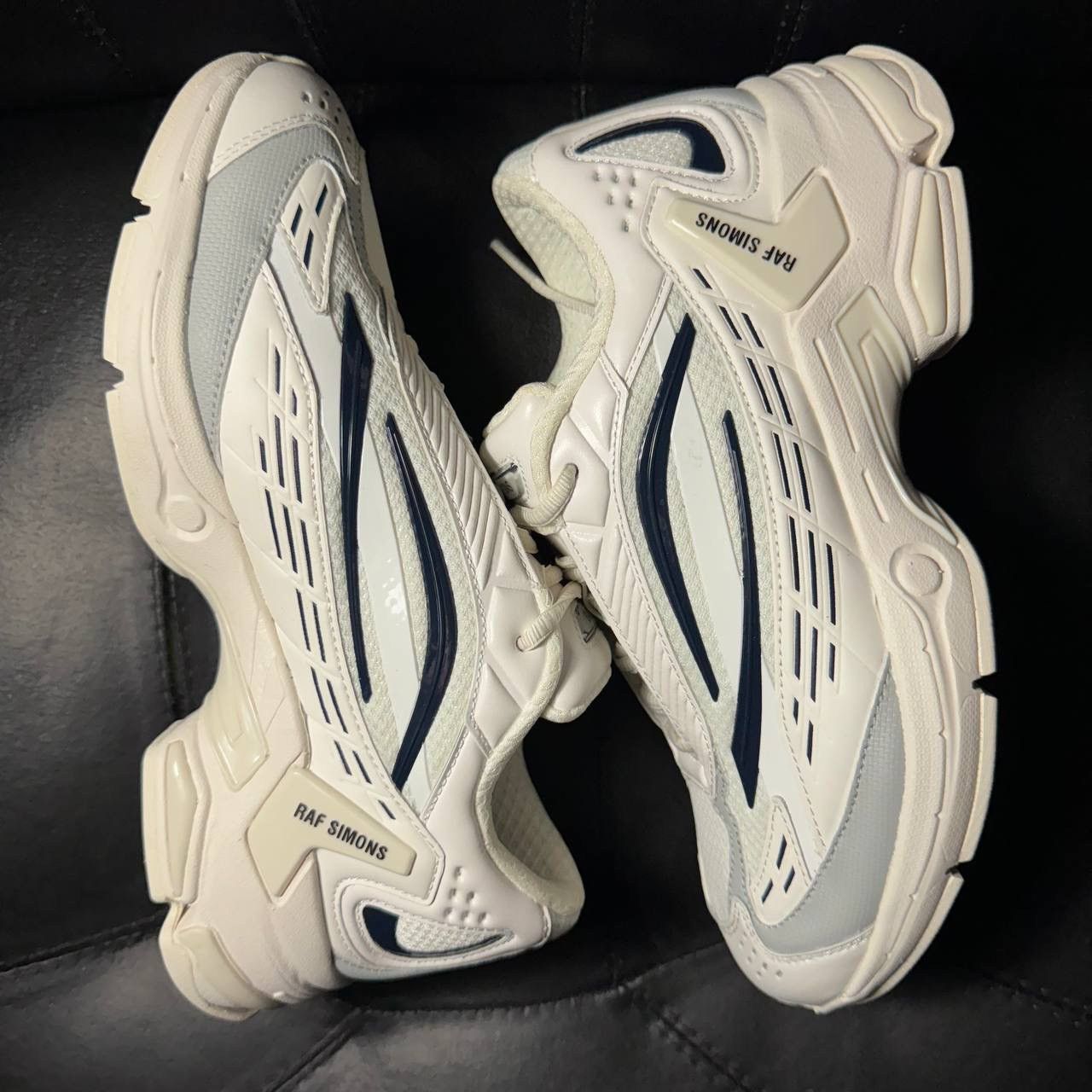 Raf Simons Raf Simons UltraSceptre White black Size US 6 / EU 39 - 5 Thumbnail
