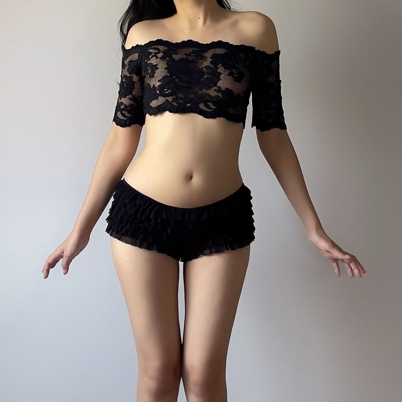 Victoria's Secret Victoria’s Secret Black Lace Off-Shoulder Top (XS–S) Size S / US 4 / IT 40 - 1 Thumbnail