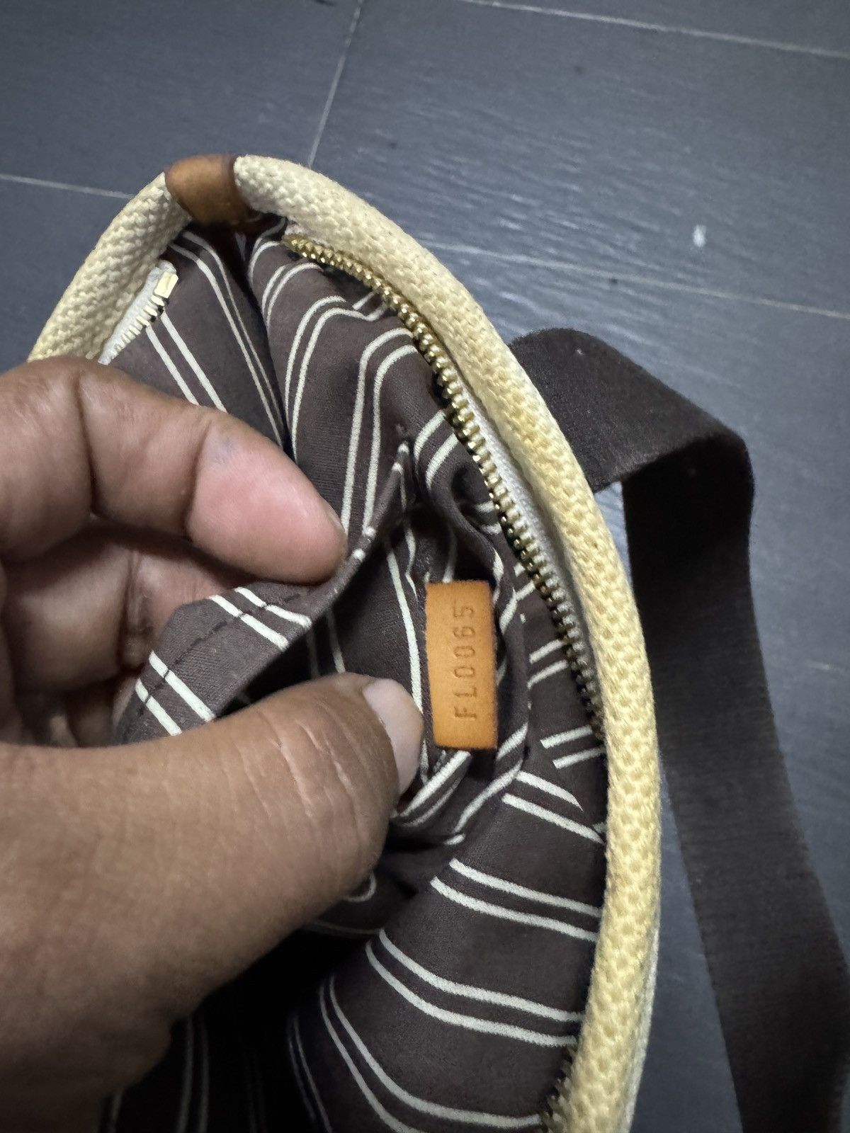 Louis Vuitton LOUIS VUITTON FL0065 CANVAS TOTE BAG Size ONE SIZE - 7 Thumbnail