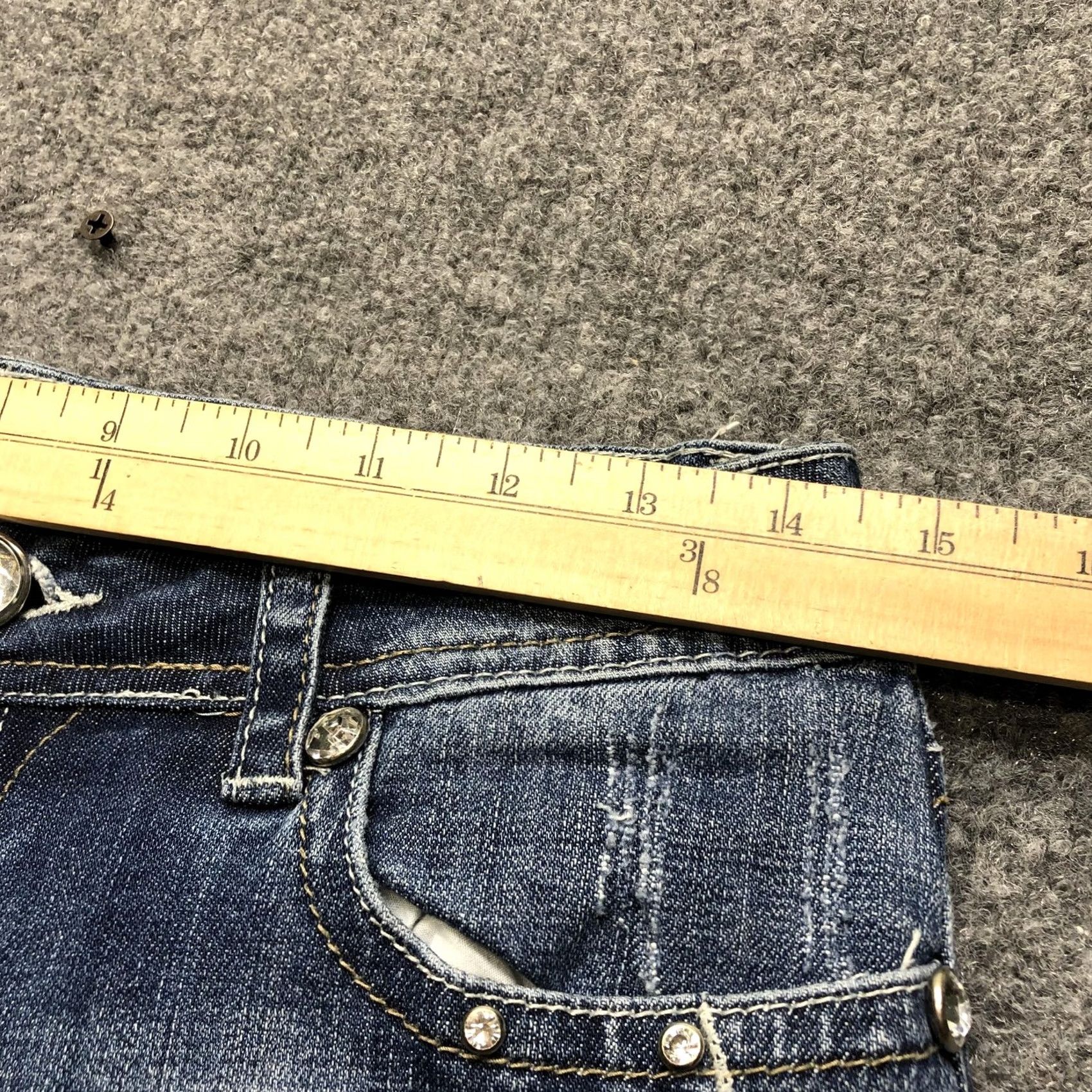 Grace in LA Grace In LA Y2K Jeans Juniors 7 Blue Bootcut Embroidered Rhinestone Distressed Denim Jeans Size 28" / US 6 / IT 42 - 2 Thumbnail