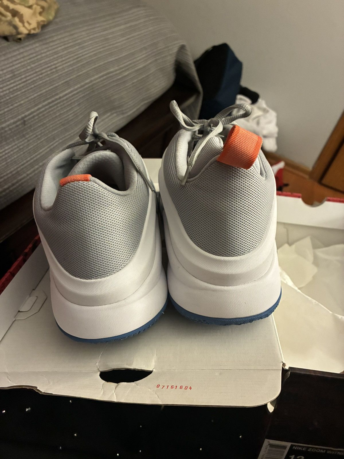 Nike LeBron Nike Zoom Witness trainers Size US 12 / EU 45 - 2 Thumbnail
