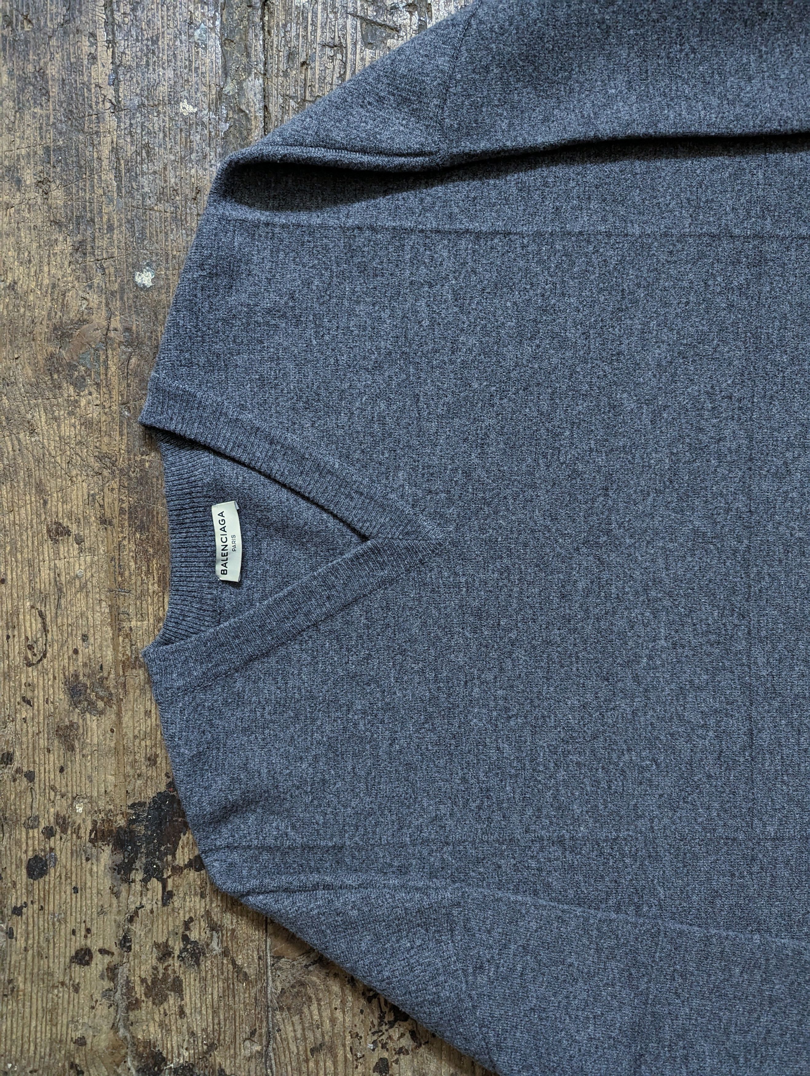 Balenciaga A/W 16 Balenciaga Paneled Details Cut Off Hem Sweater Size US M / EU 48-50 / 2 - 7 Thumbnail