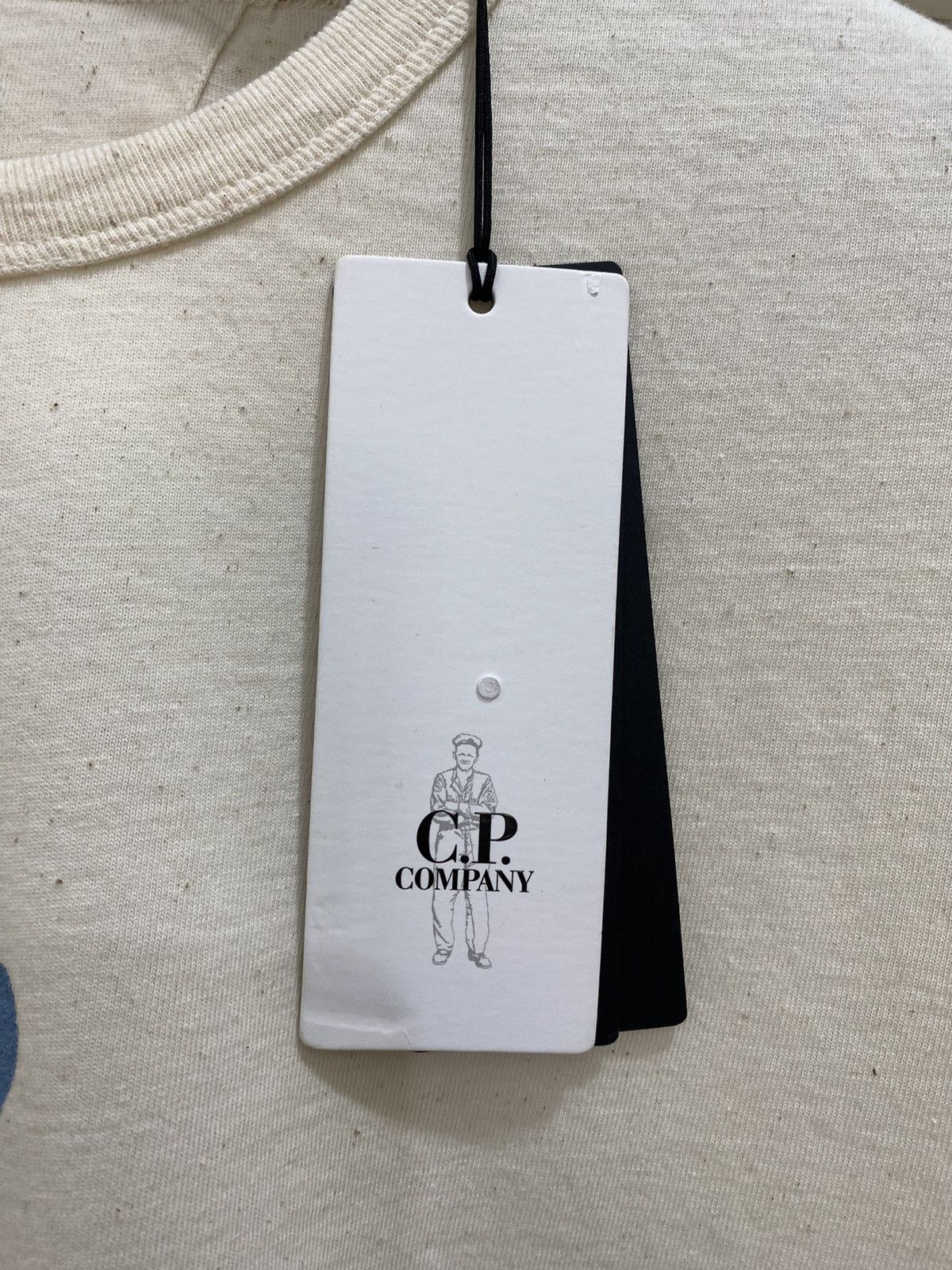 C.P. Company CP Company T-shirt, size XXL, cream new Size US XXL / EU 58 / 5 - 5 Thumbnail
