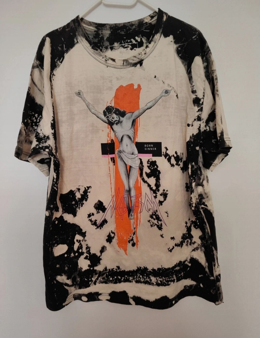 Band Tees × Japanese Brand Rare “Born Sinner” Bleach Washed Graphic Tee (Jesus Design) Size US L / EU 52-54 / 3 - 3 Thumbnail