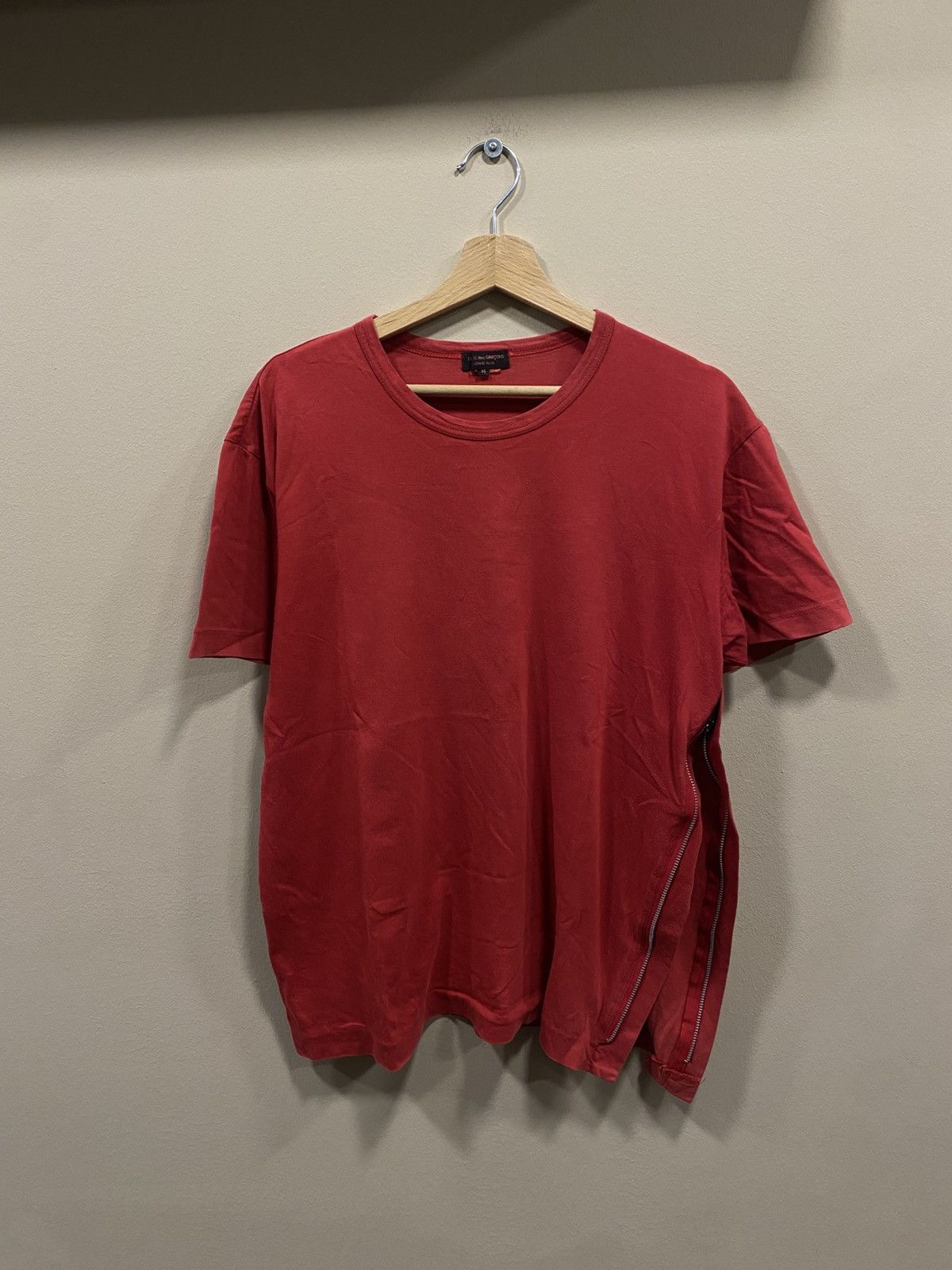 Comme des Garcons Homme Plus Vintage Comme Des Garcons Homme + Bottom Zip T-Shirt Size US M / EU 48-50 / 2 - 1 Thumbnail