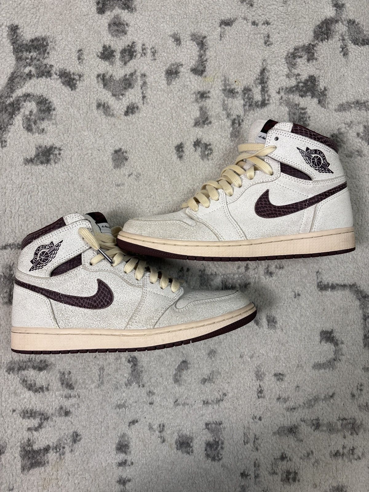 A Ma Maniere × Jordan Brand AIR JORDAN 1 A MA MANIERE Size US 9 / EU 42 - 1 Thumbnail