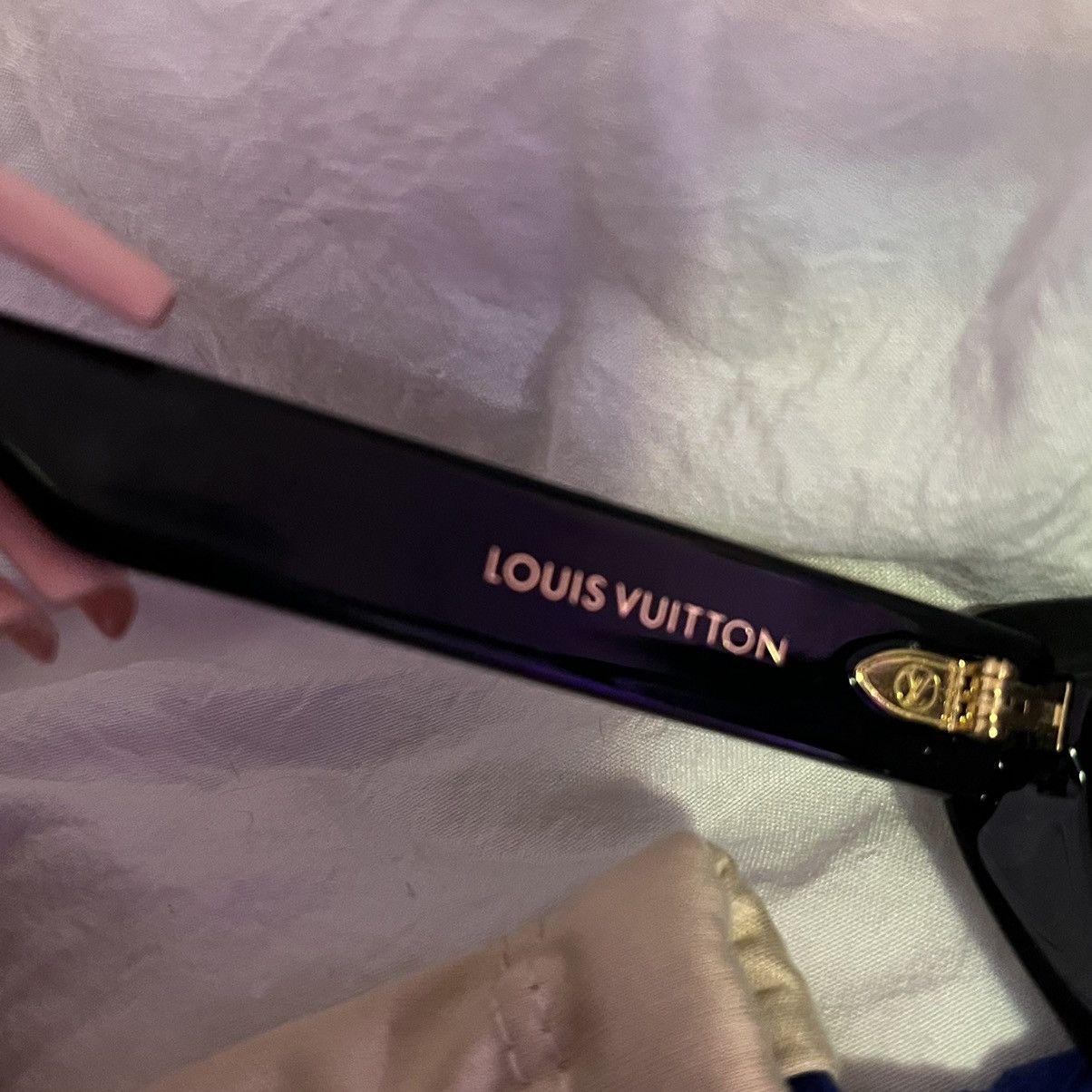 Louis Vuitton LV Split Cat Eye Sunglasses Size ONE SIZE - 4 Thumbnail