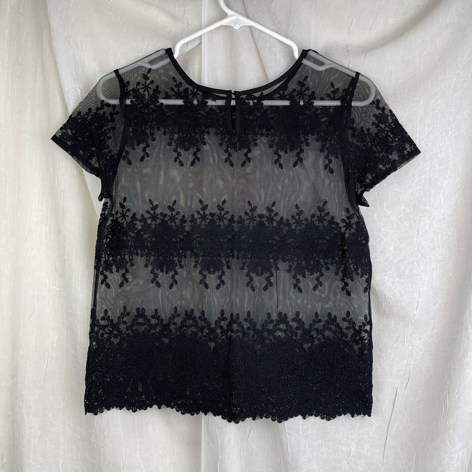 Forever 21 Black Sheer Mesh Lace T Shirt Scalloped Hem Forever 21 Small Size S / US 4 / IT 40 - 10 Thumbnail