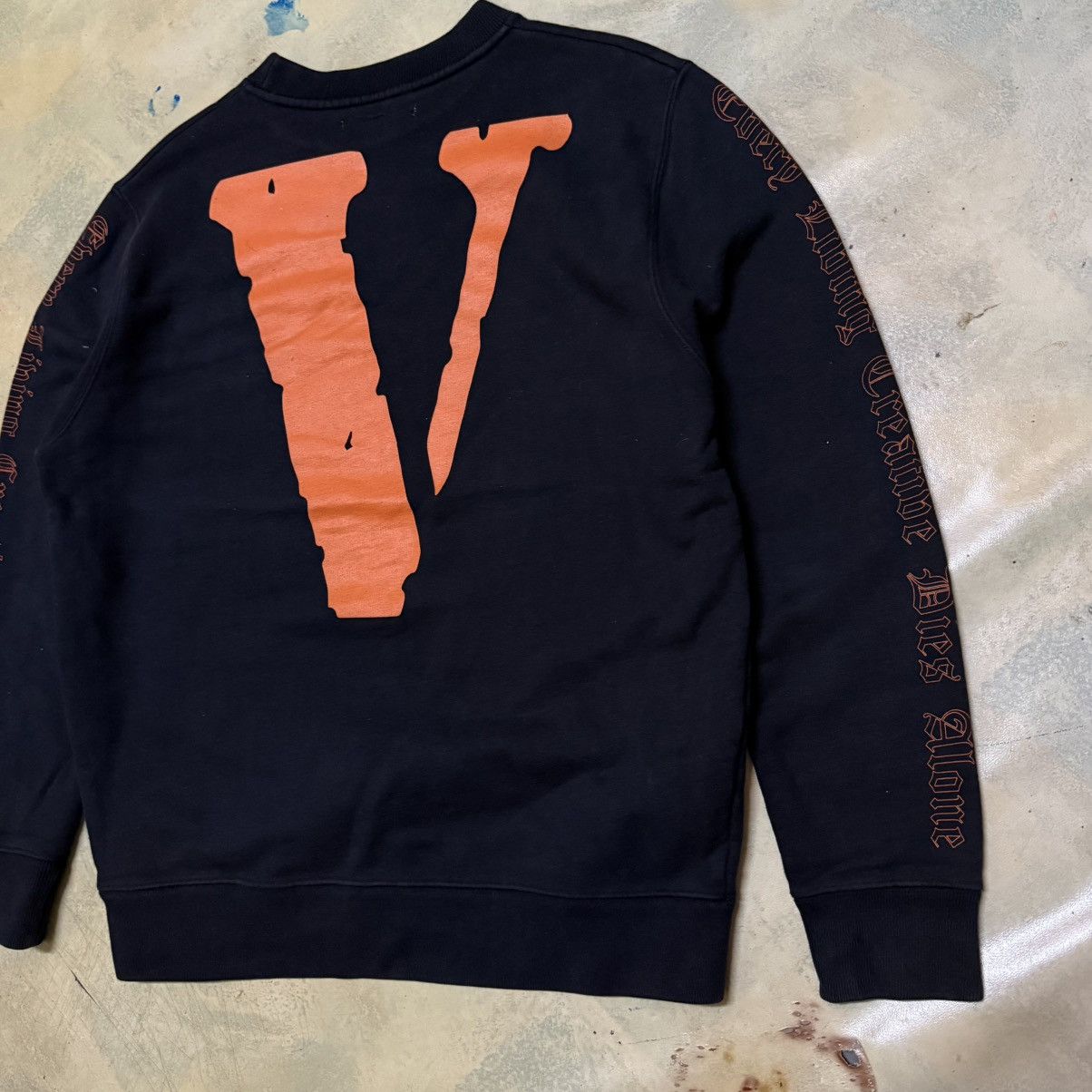 Off-White × Vlone Vlone X Off White Big Logo Sweatshirt Size US M / EU 48-50 / 2 - 3 Thumbnail