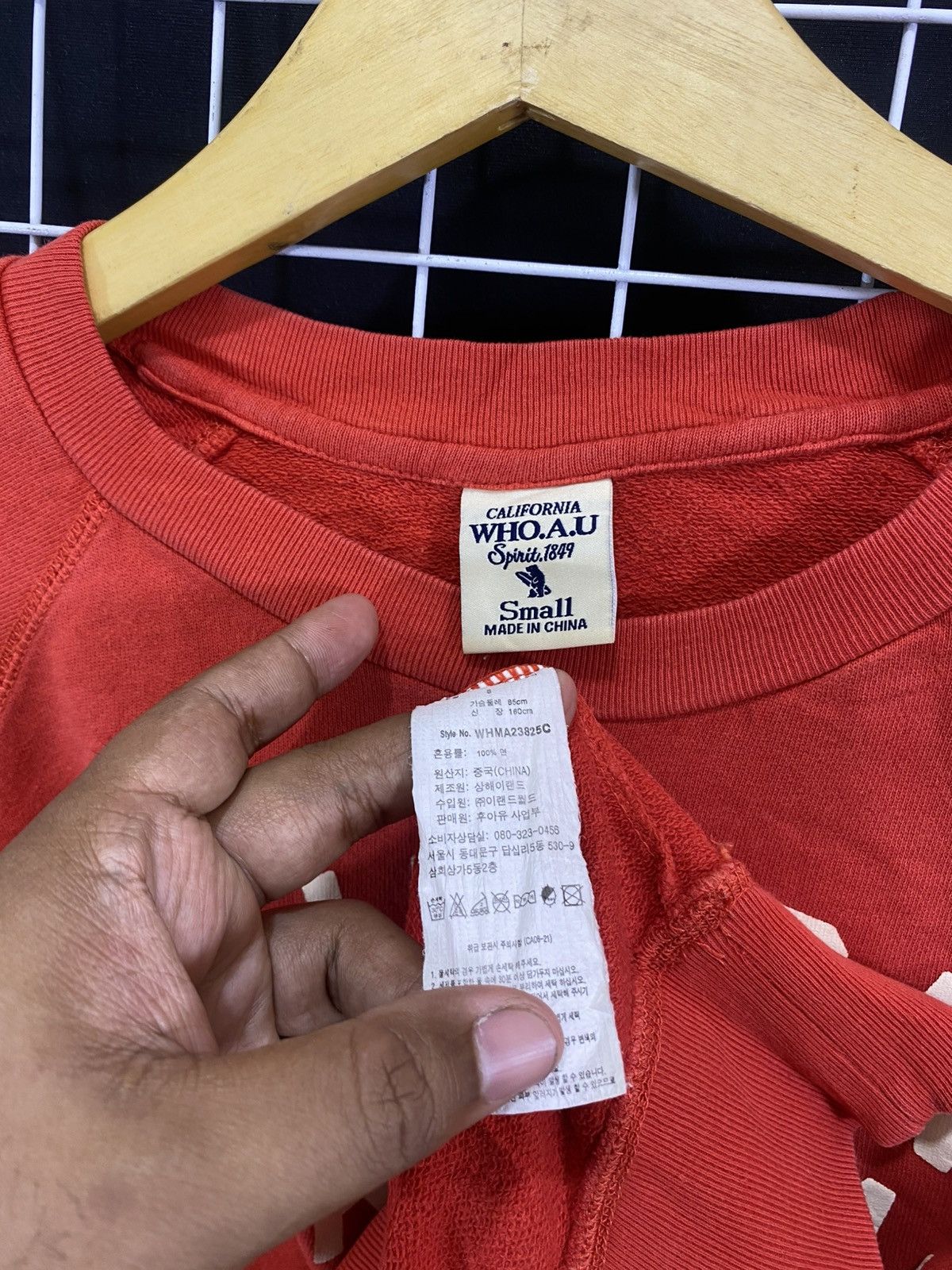 Who A.U. WHO.A.U CALIFORNIA CREWNECK Size US S / EU 44-46 / 1 - 4 Thumbnail