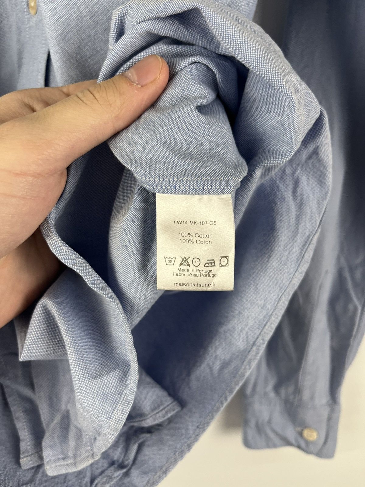 Maison Kitsune Maison Kitsune Luxury Classic Cotton Shirt Blouse Portugal Size XS / US 0-2 / IT 36-38 - 8 Thumbnail