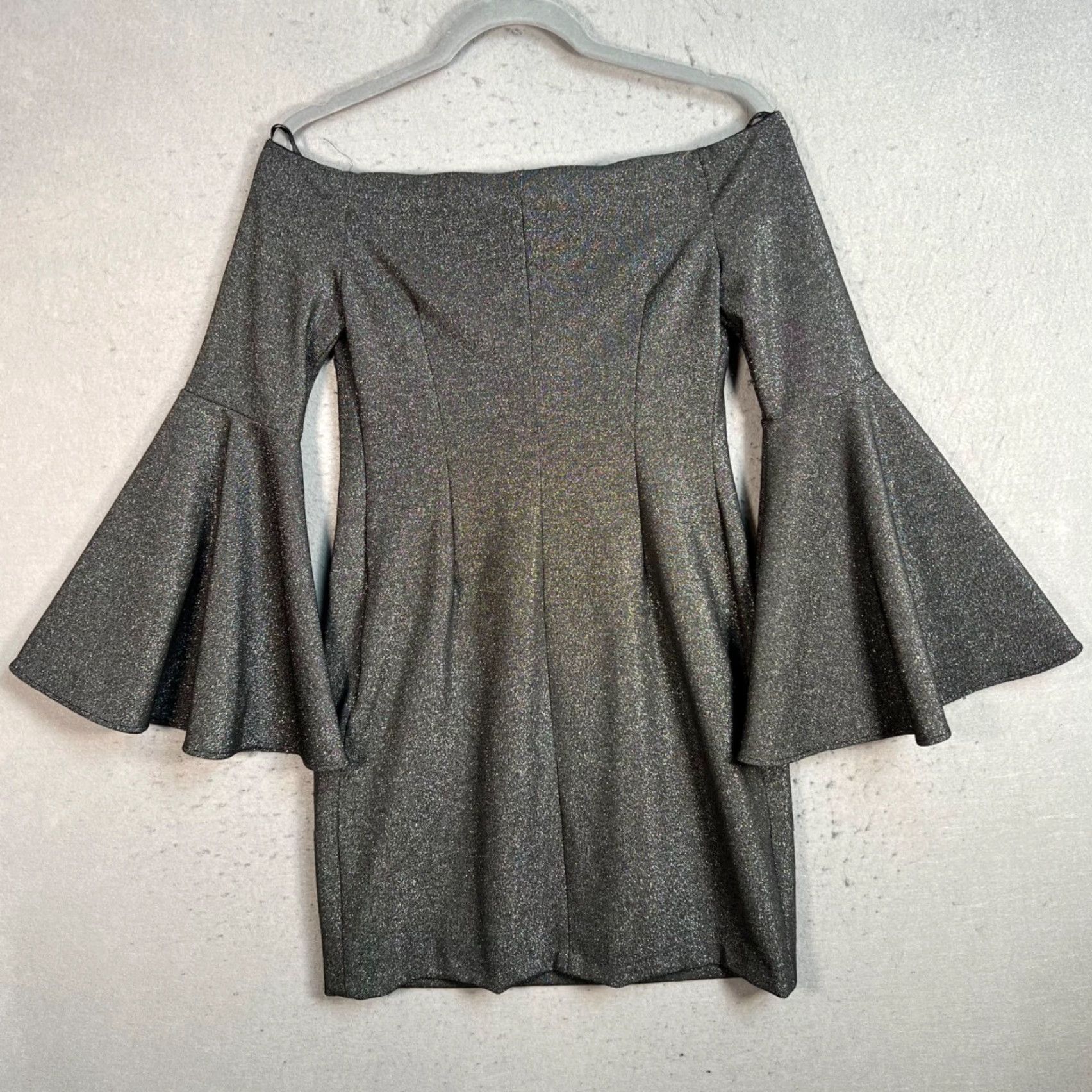 Vince Camuto Vince Camuto Off-Shoulder Bell Sleeve Glitter Dress Size XS Polyester Metallic Size XS / US 0-2 / IT 36-38 - 2 Thumbnail