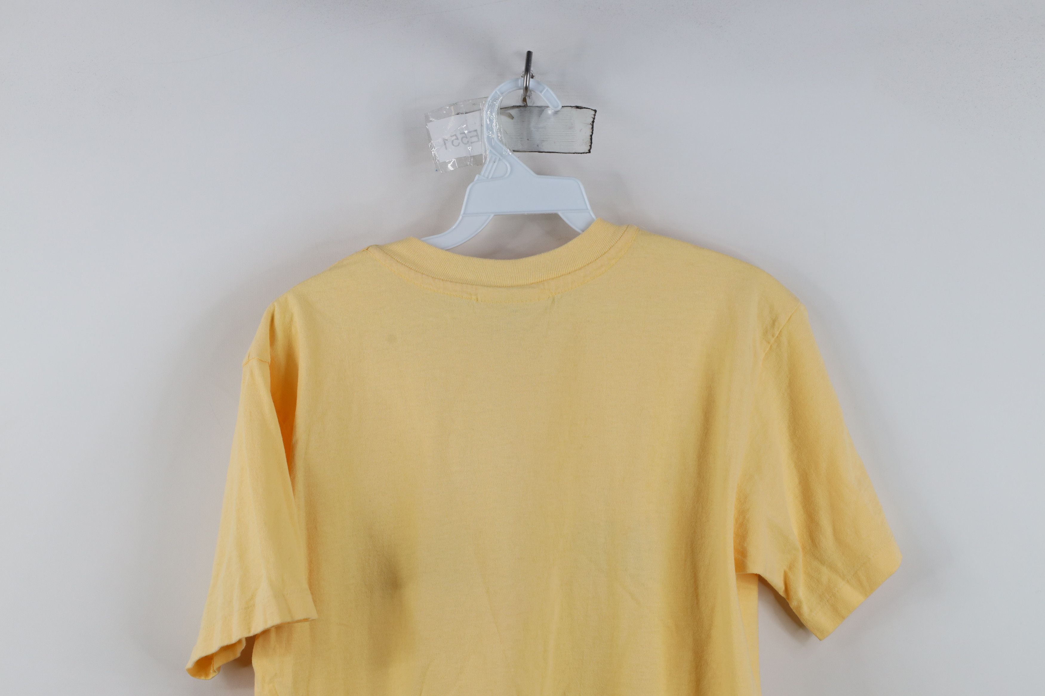 Vintage Vintage 90s Universal Studios Florida T-Shirt Yellow USA Size US M / EU 48-50 / 2 - 12 Thumbnail