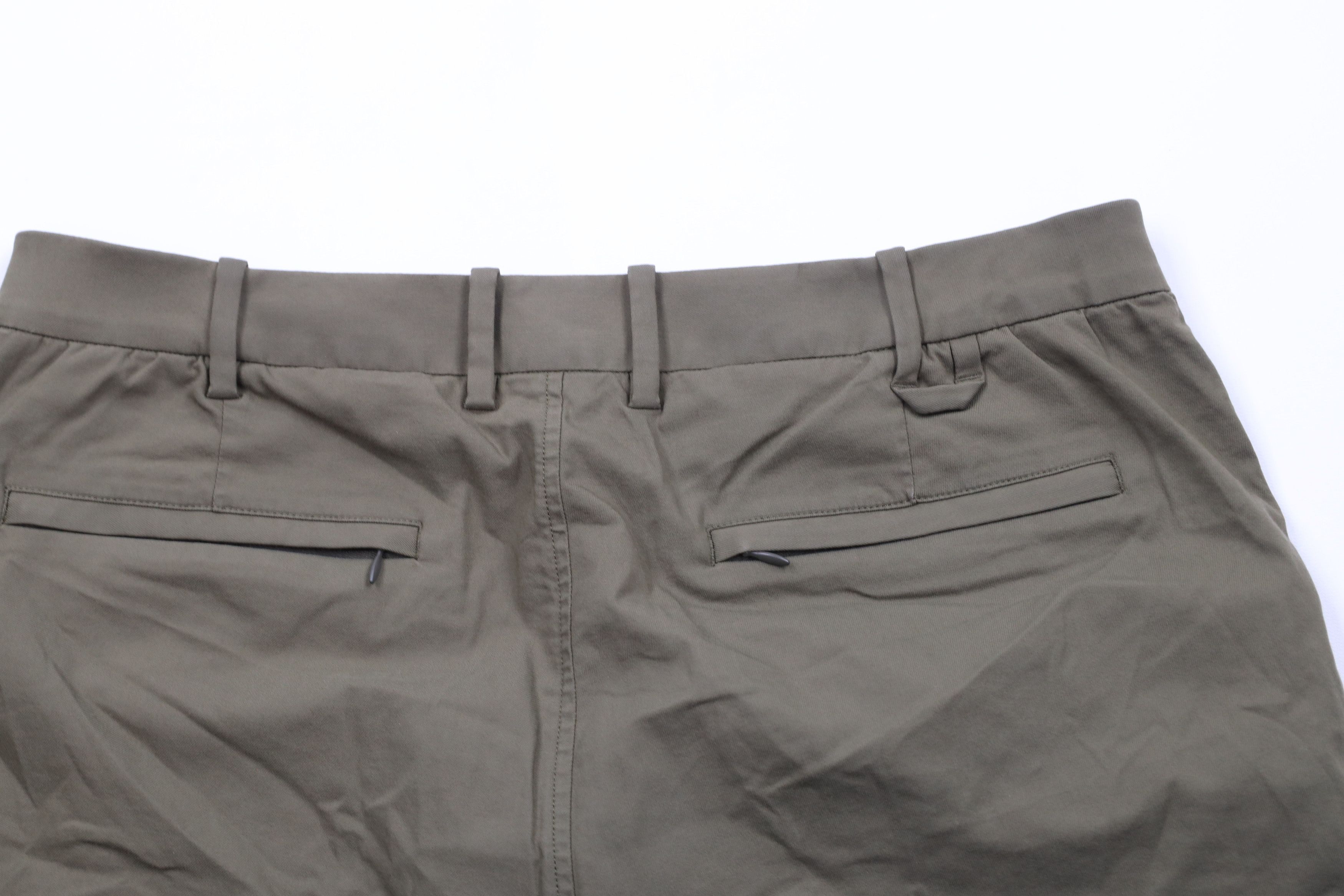 Kit and Ace × Vintage Kit & Ace Flat Front Above Knee Tech Chino Shorts Olive Size US 32 / EU 48 - 10 Thumbnail