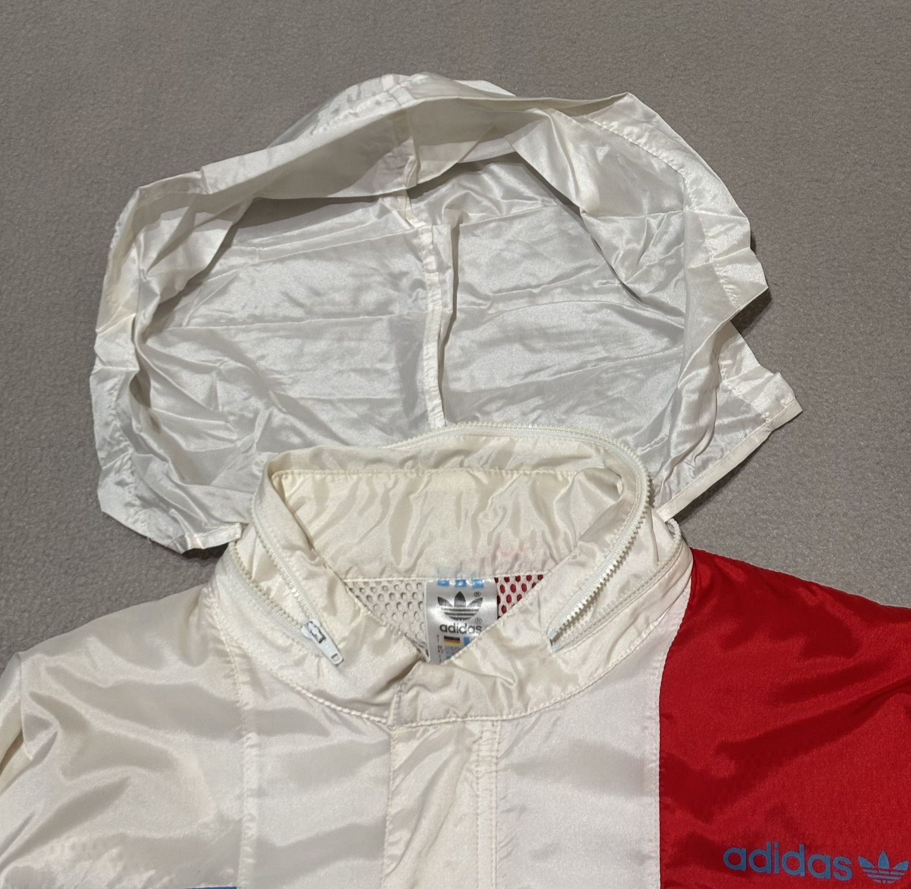 Adidas Adidas Originals vintage 90s white red jacket size. XL Size US XL / EU 56 / 4 - 13 Thumbnail